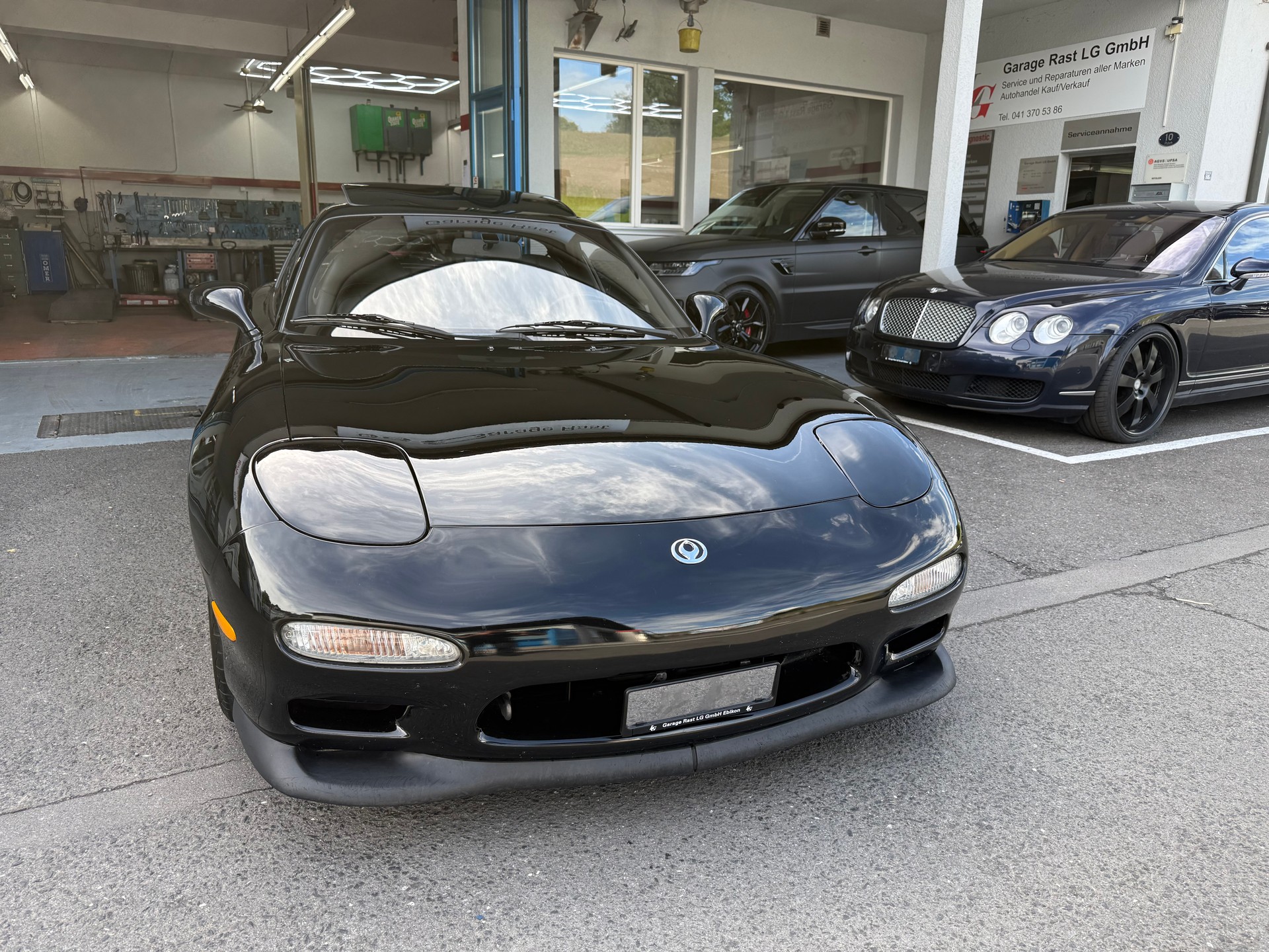 MAZDA RX-7 2.6 Twin Turbo-showroom-element-2