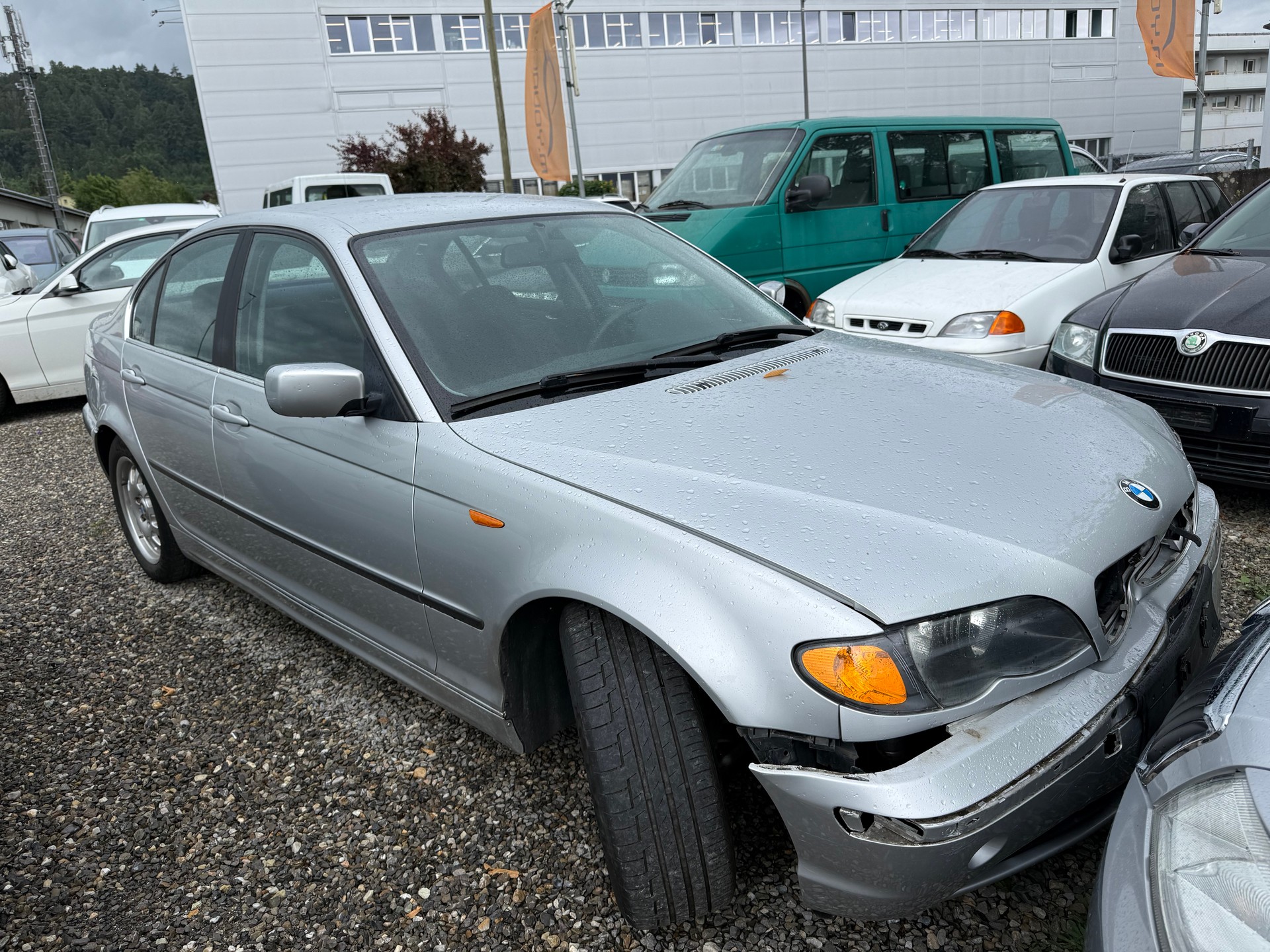 BMW 320