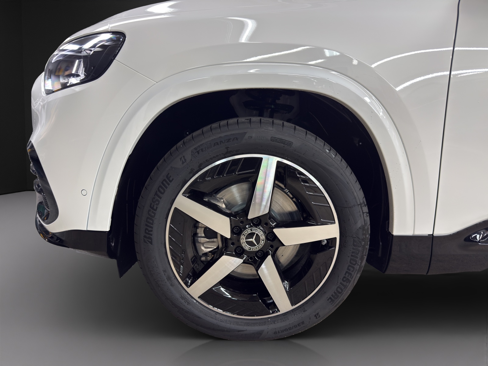 MERCEDES-BENZ GLB 220 4Matic 8G-Tronic-image-7