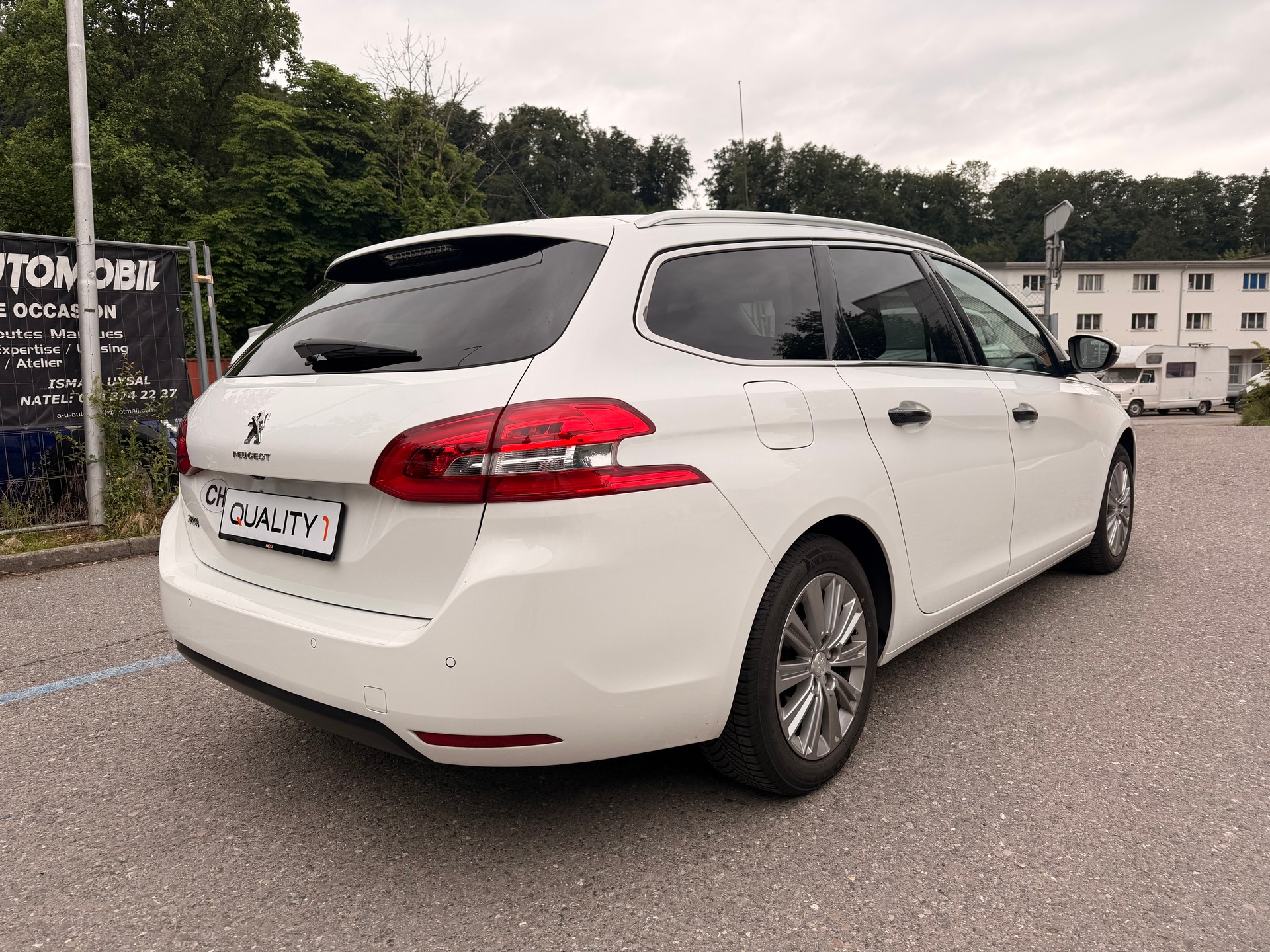 PEUGEOT 308 SW 1.5 BlueHDI Active Pack EAT8-image-5
