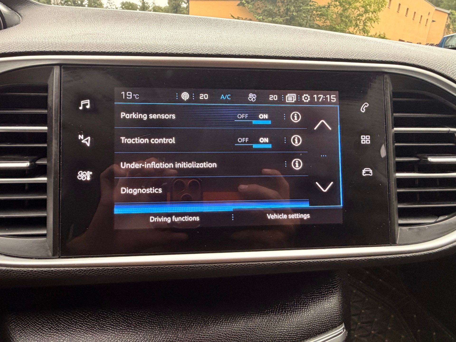 PEUGEOT 308 SW 1.5 BlueHDI Active Pack EAT8-image-25