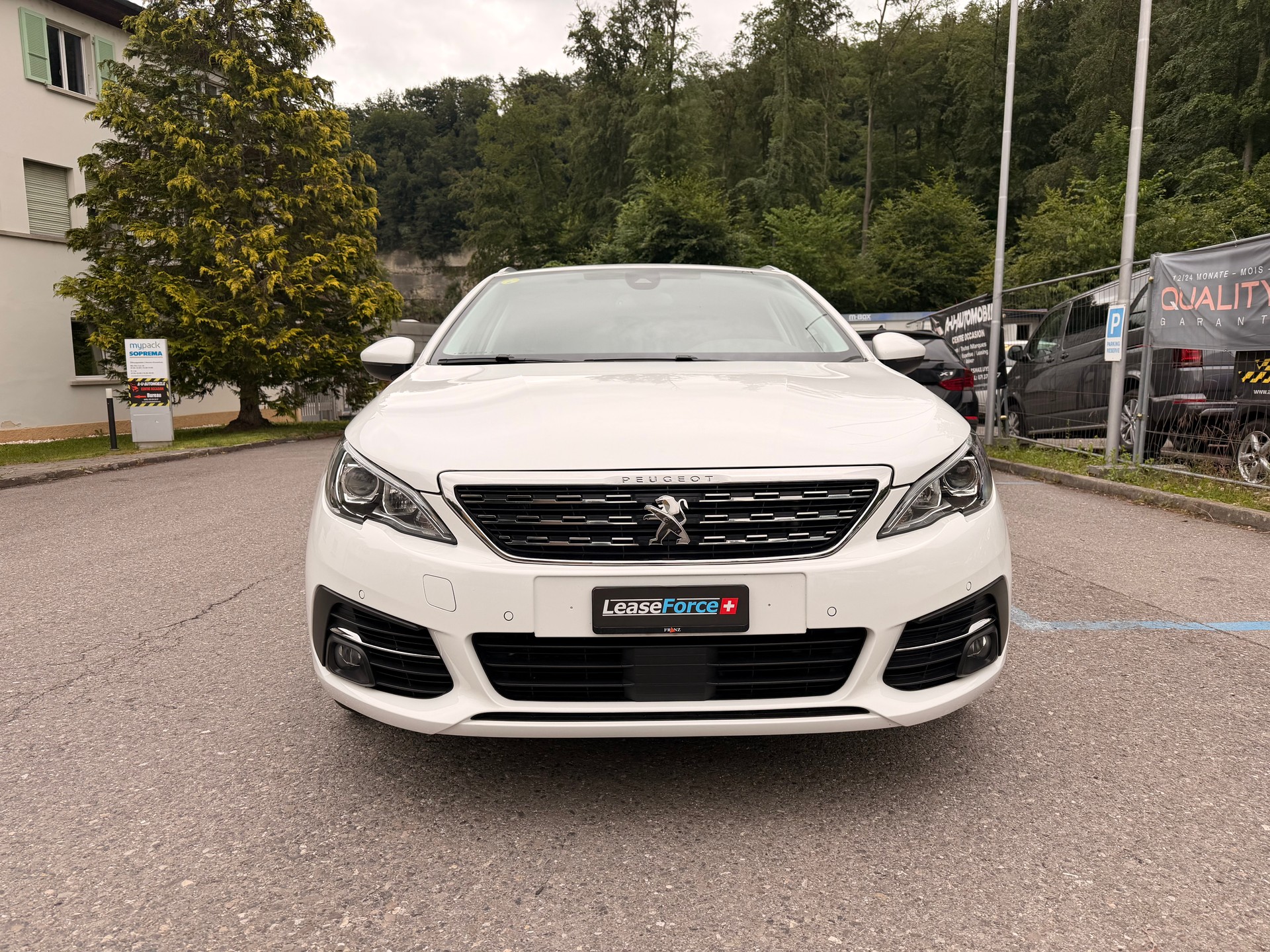 PEUGEOT 308 SW 1.5 BlueHDI Active Pack EAT8