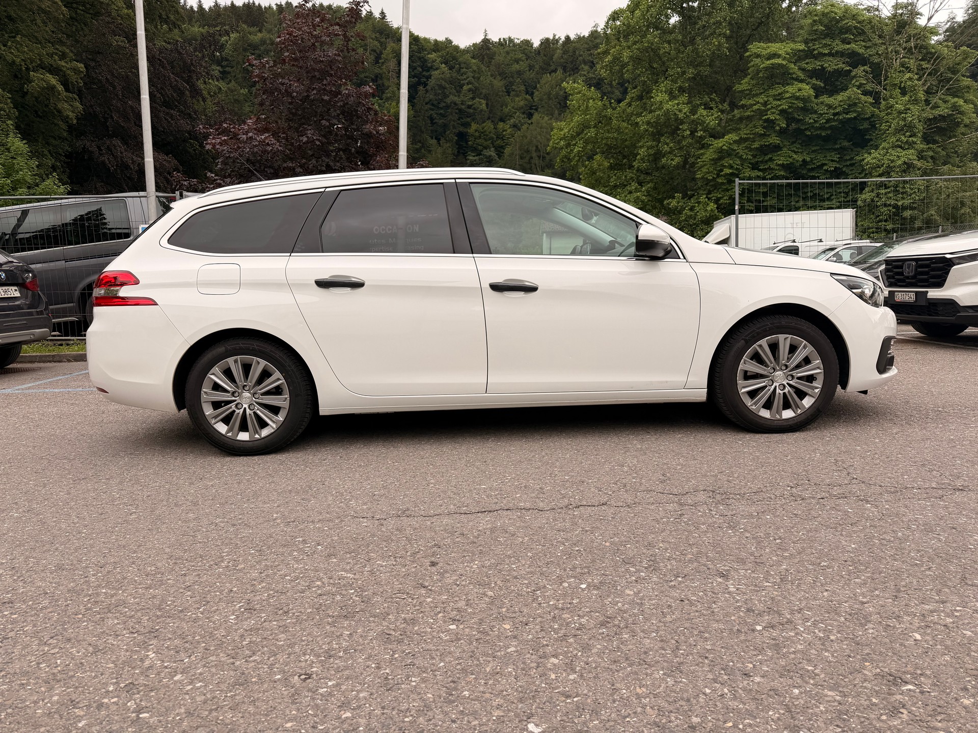 PEUGEOT 308 SW 1.5 BlueHDI Active Pack EAT8-image-6