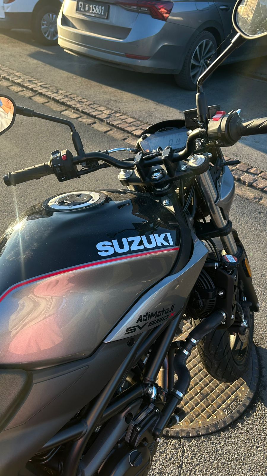SUZUKI SV 650 XA ABS L8-image-5