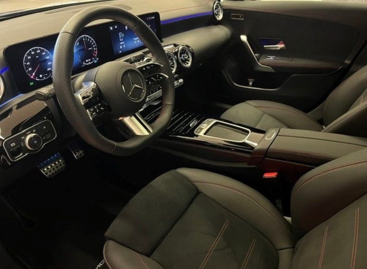 MERCEDES-BENZ CLA 250 4Matic 8G-DCT-image-12