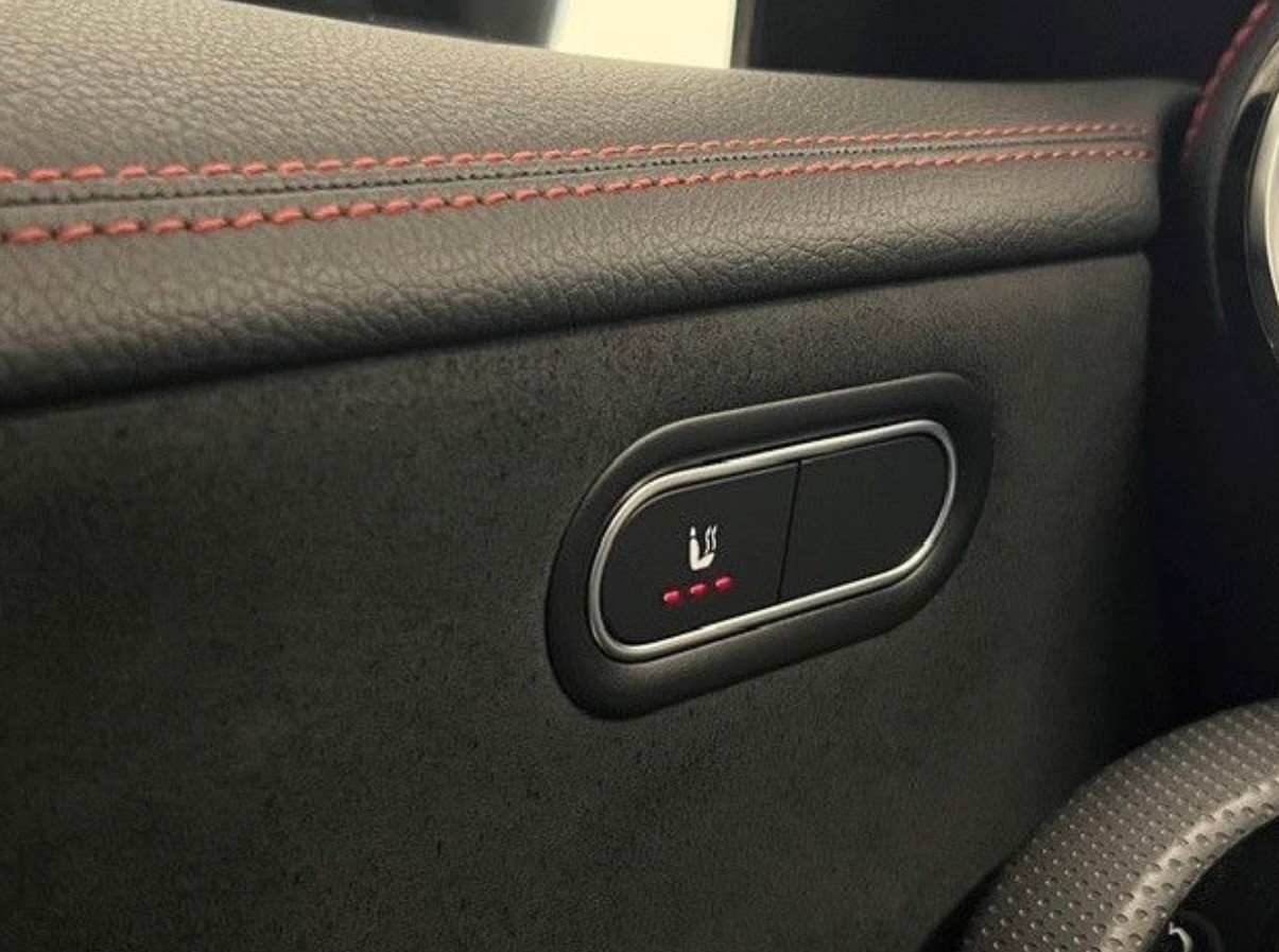 MERCEDES-BENZ CLA 250 4Matic 8G-DCT-image-8