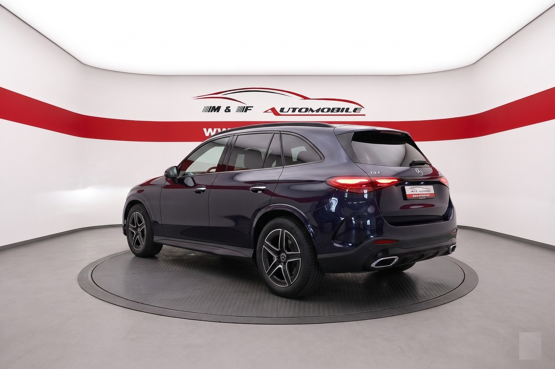 MERCEDES-BENZ GLC 220 d AMG Line 4matic CH FAHRZEUG-showroom-element-3
