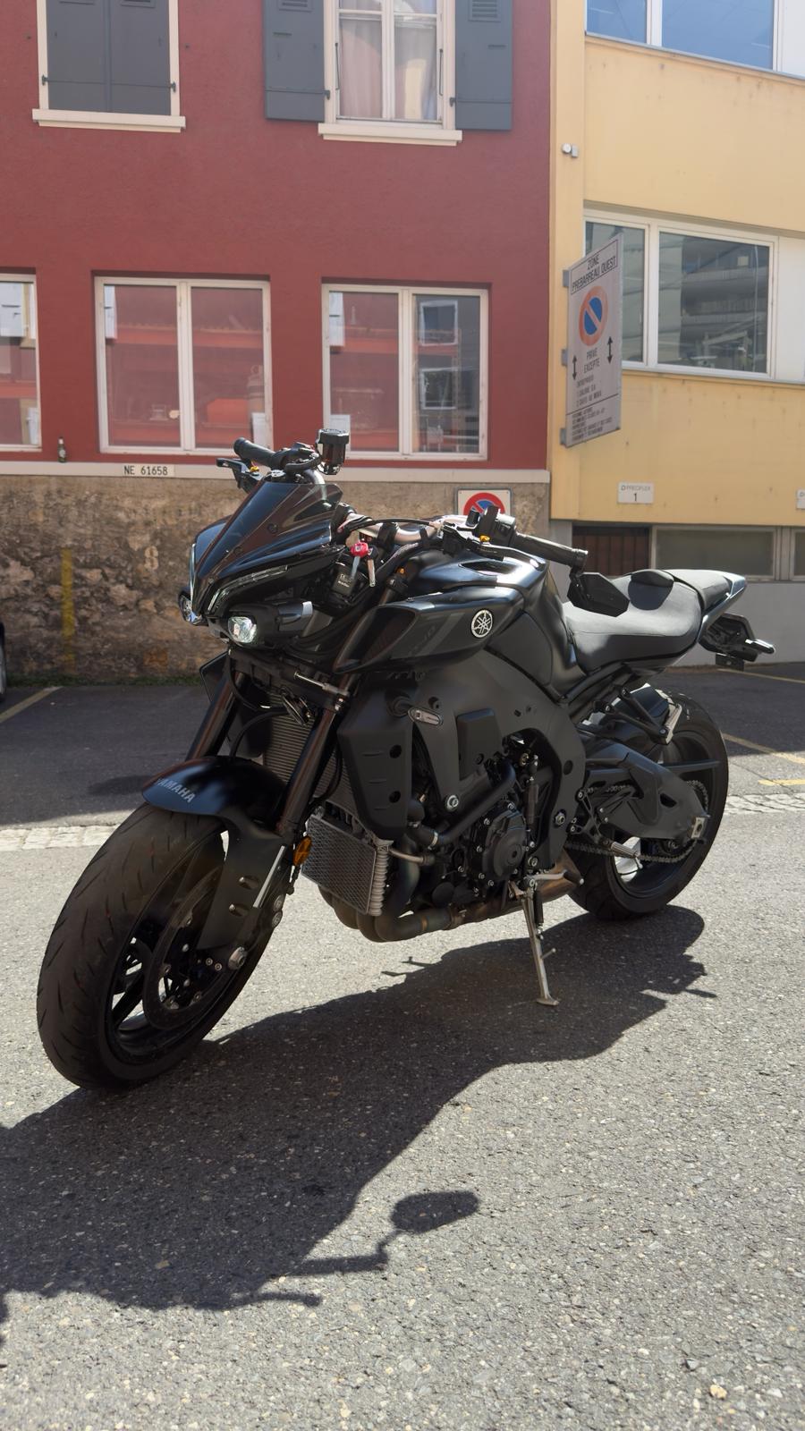 YAMAHA MT-10 ABS-image-1