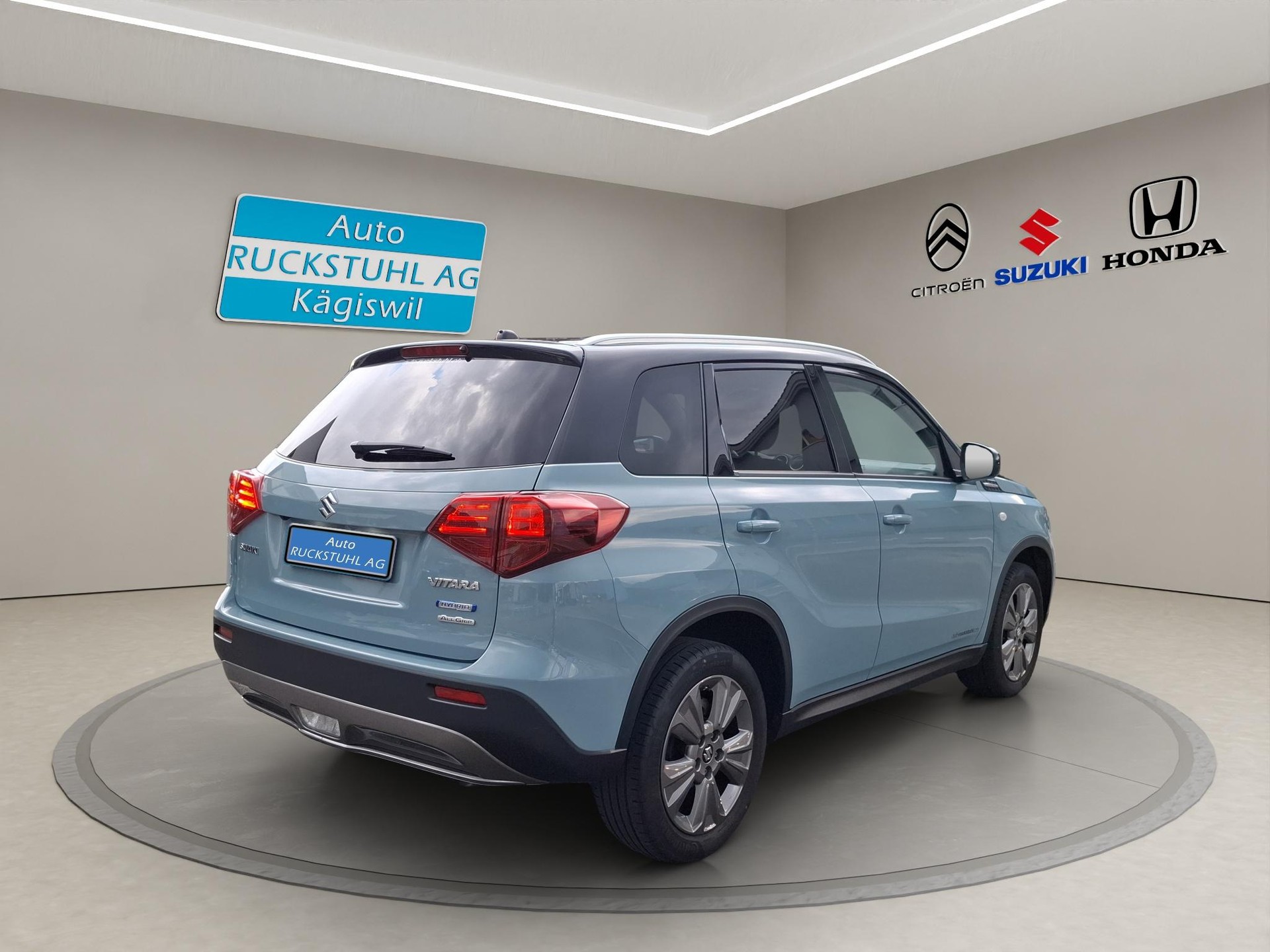 SUZUKI Vitara 1.4 T Compact+ Hybrid 4x4-image-3