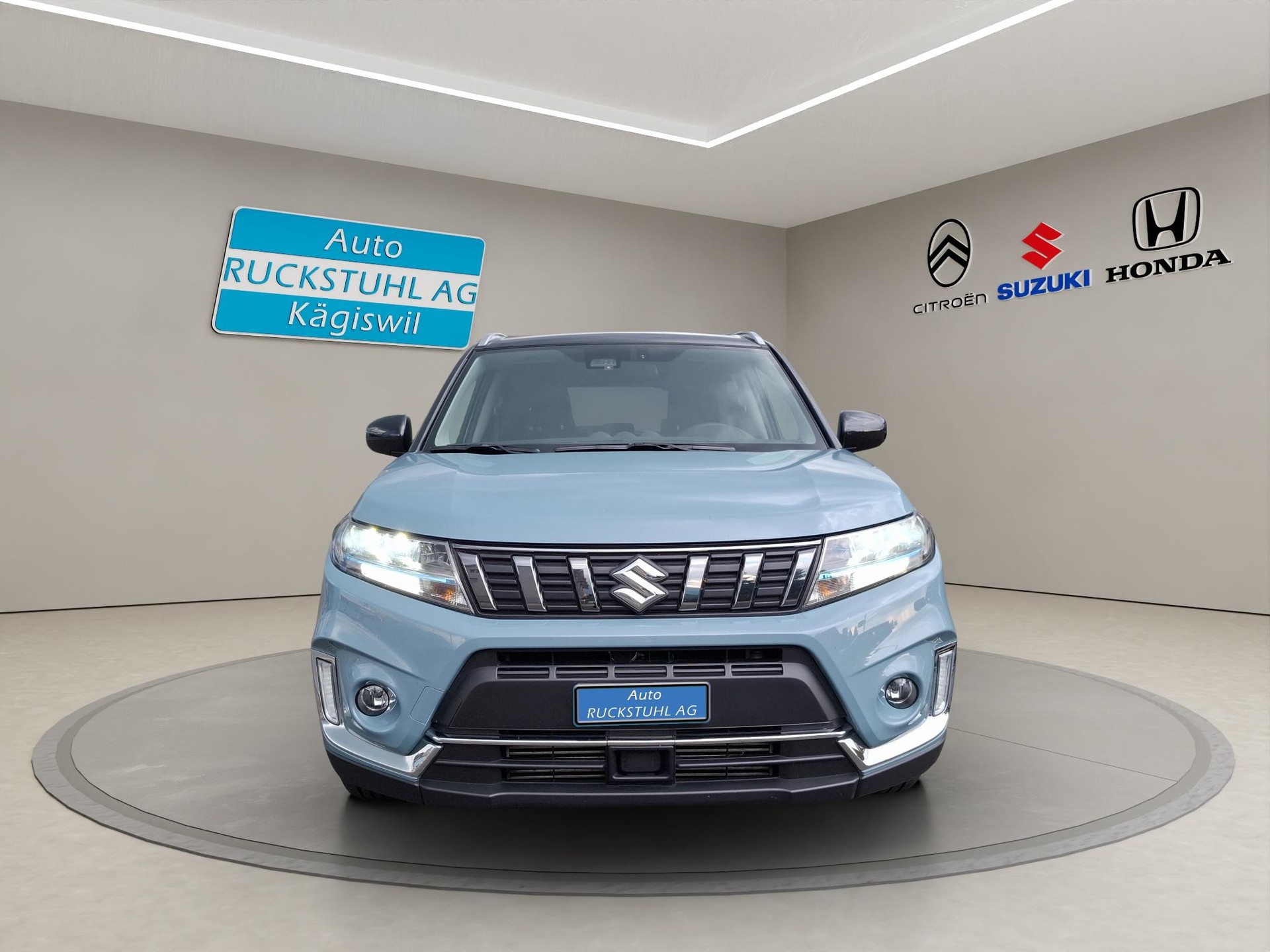 SUZUKI Vitara 1.4 T Compact+ Hybrid 4x4-image-2