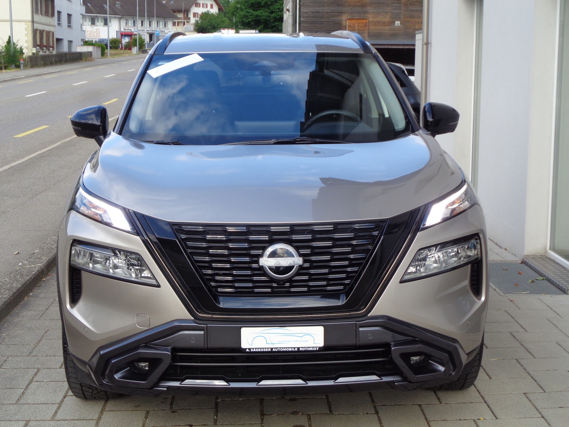 NISSAN X-Trail 1.5 VC-T e-Power 4WD N-Trek-showroom-element-2