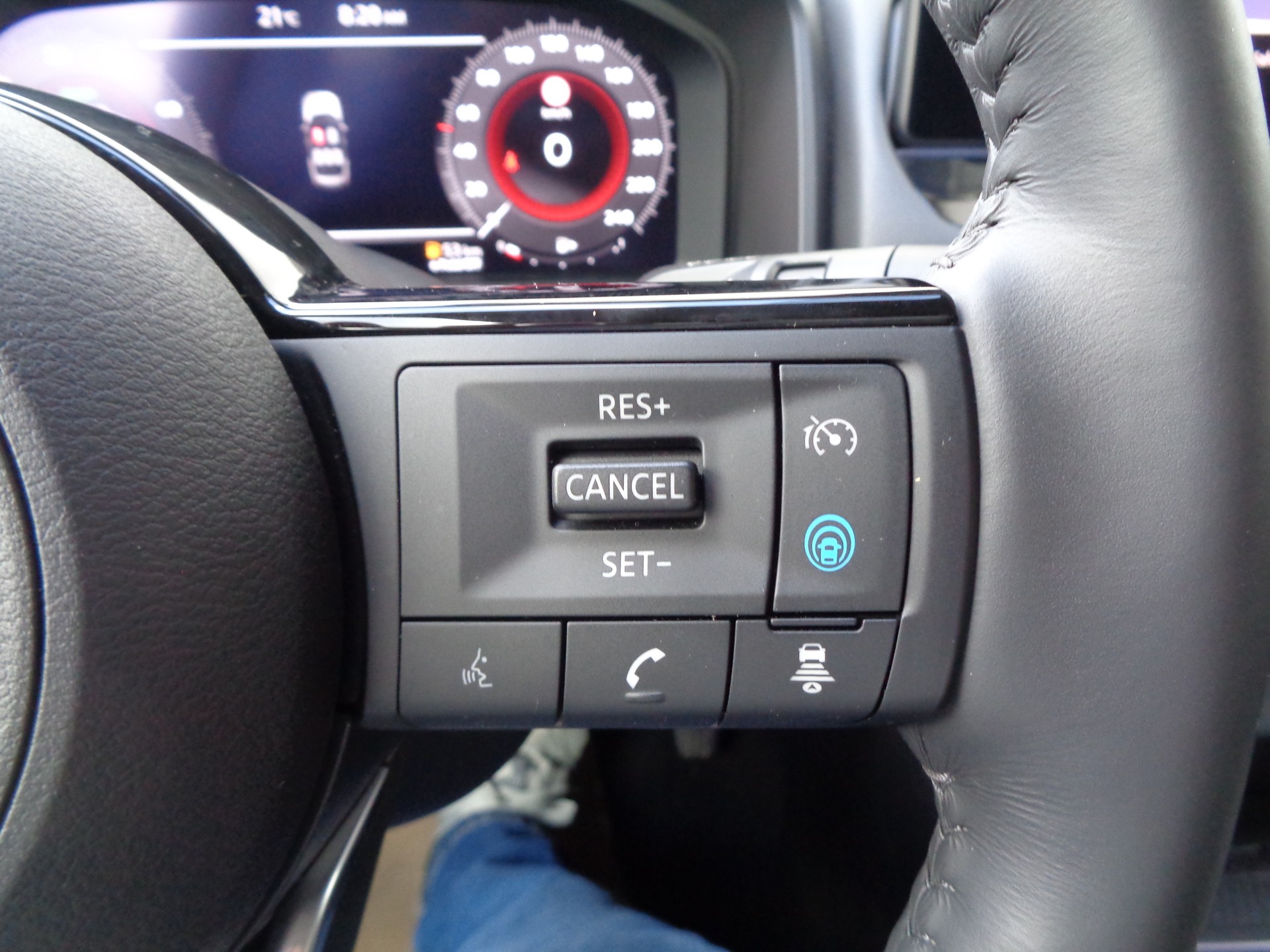 NISSAN X-Trail 1.5 VC-T e-Power 4WD N-Trek-image-22