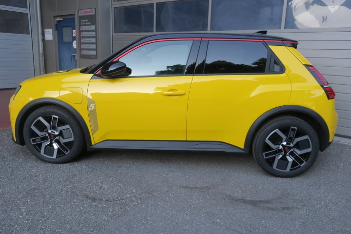 RENAULT R5 E-Tech Comfort Range 52 kWh Techno-image-3