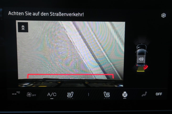 RENAULT R5 E-Tech Comfort Range 52 kWh Techno-image-12