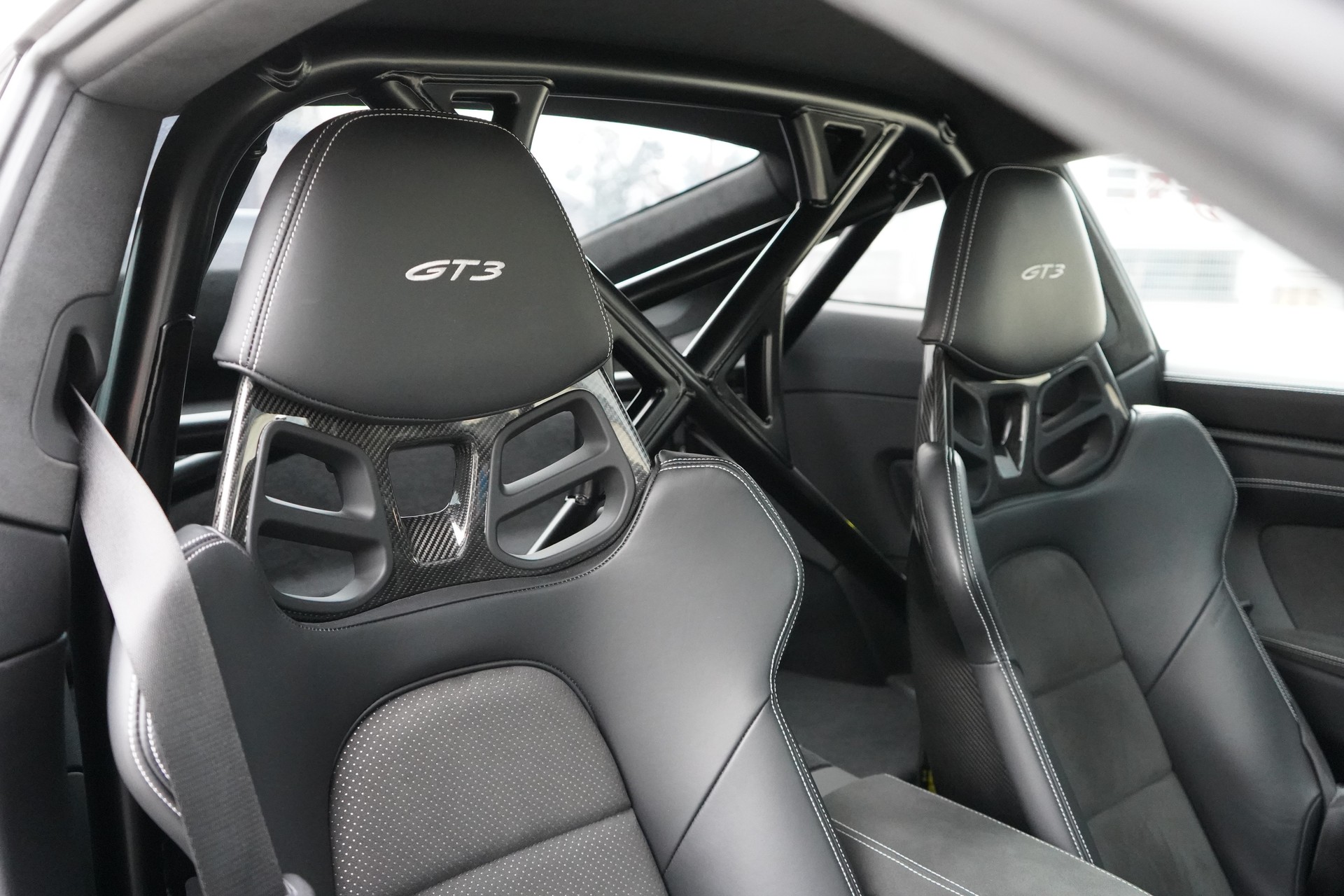 PORSCHE 911 GT3 PDK-showroom-element-1