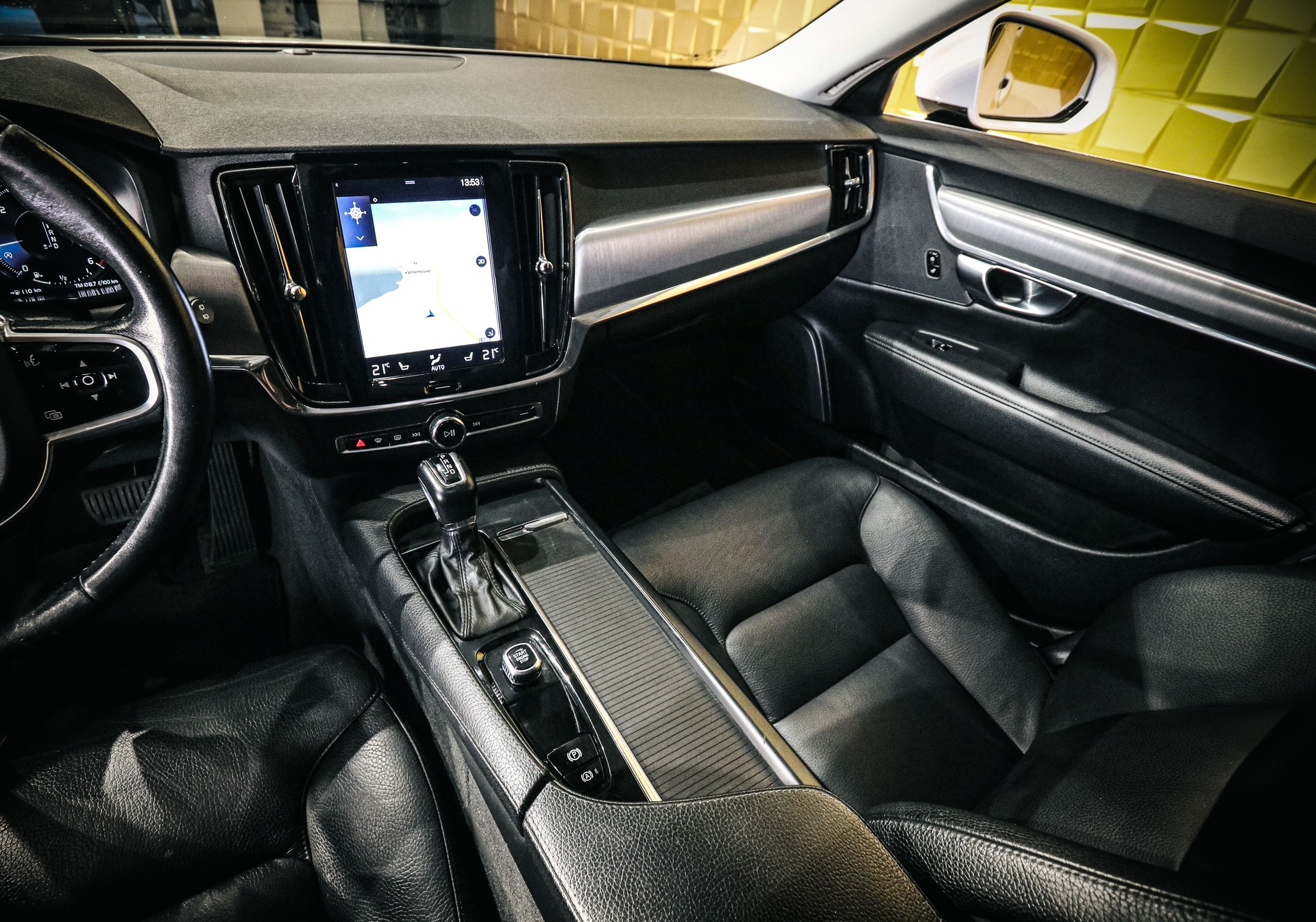 VOLVO V90 D3 Inscription Geartronic-image-14
