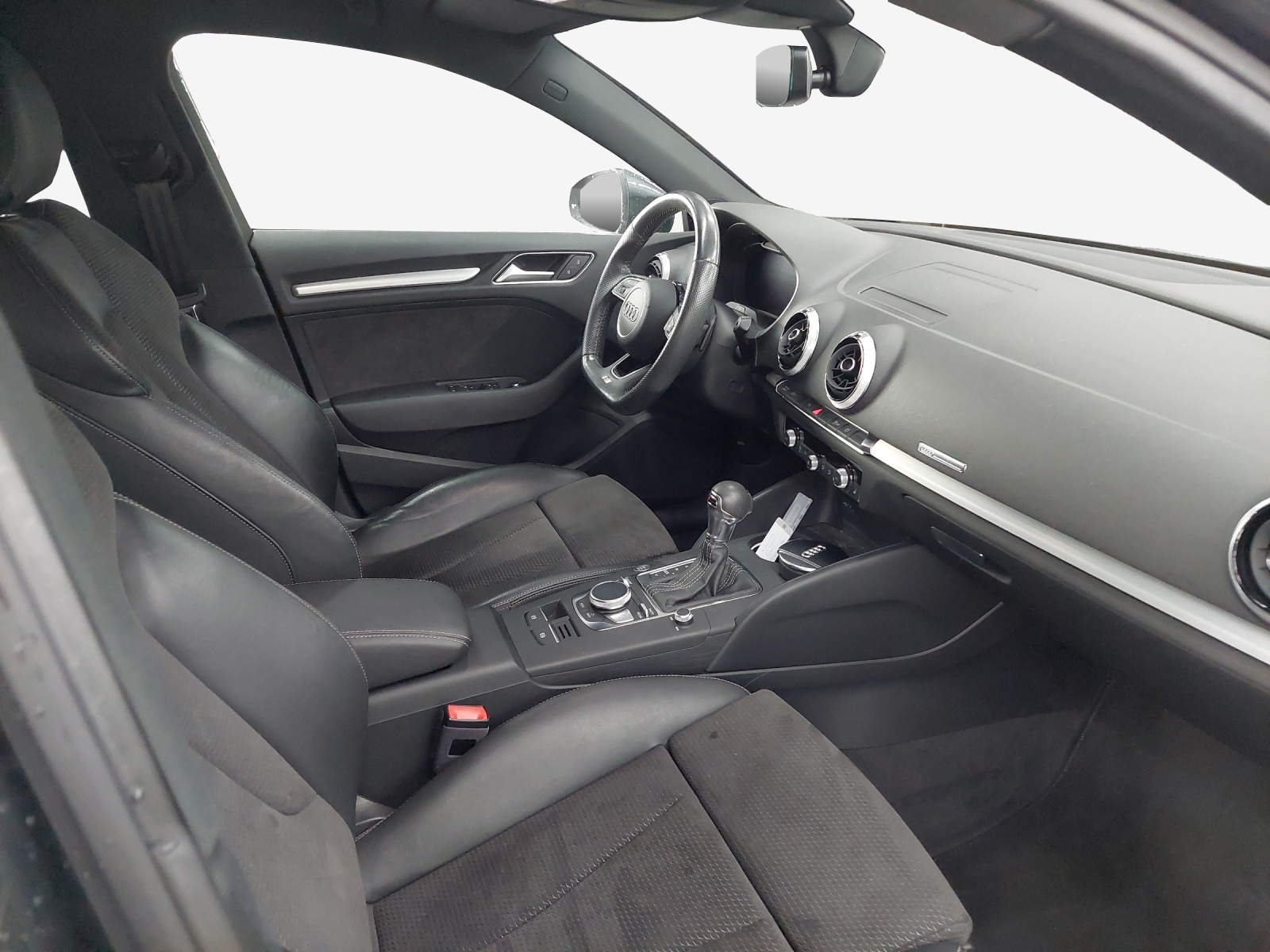 AUDI A3 Sportback 1.5 TFSI S-tronic Sport-image-14