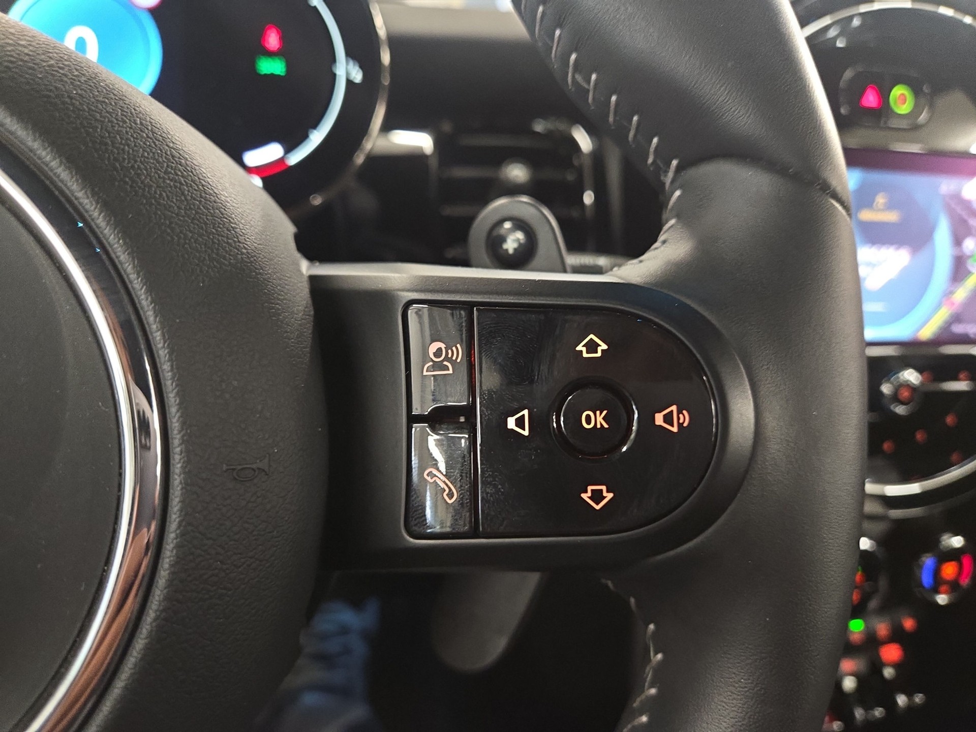 MINI Cooper S Cabriolet DKG-image-14