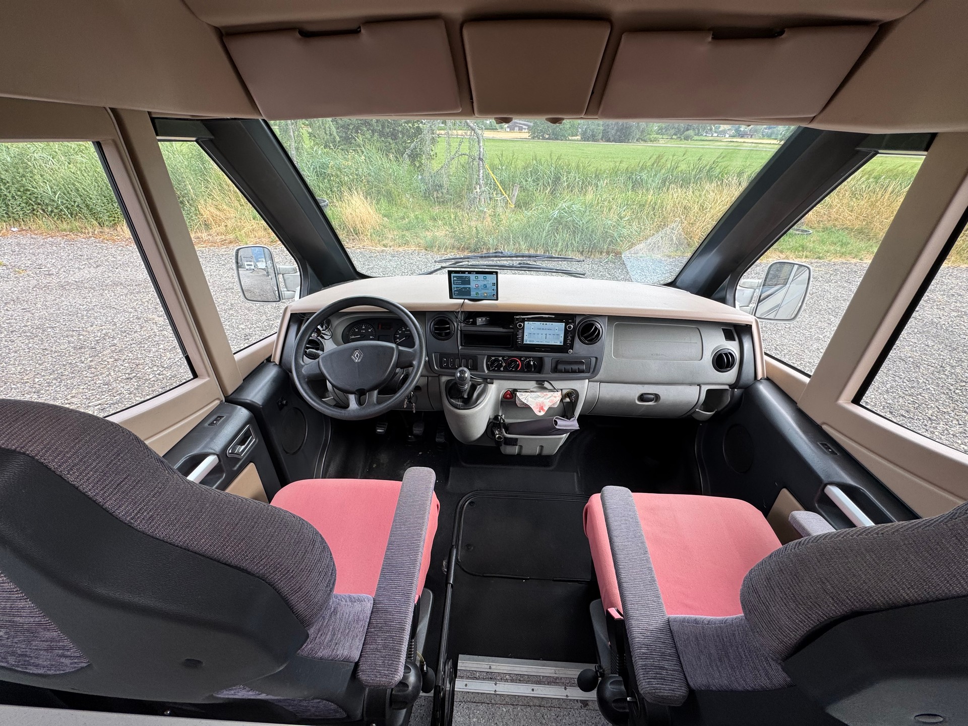 KNAUS Tabbert Renault Master 2.5 TDI - Nutzlast 750 kg Total 3500 kg - TV - Klima --image-8