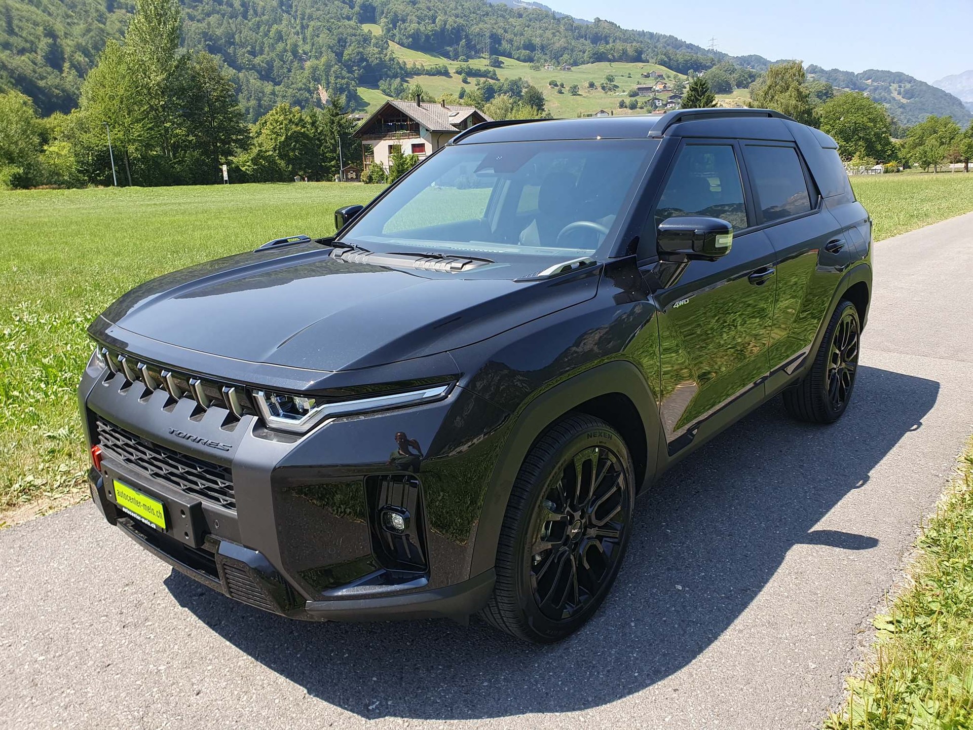 KGM-SsangYong Torres 1.5 T-Gdi Black Edition 4WD-image-3