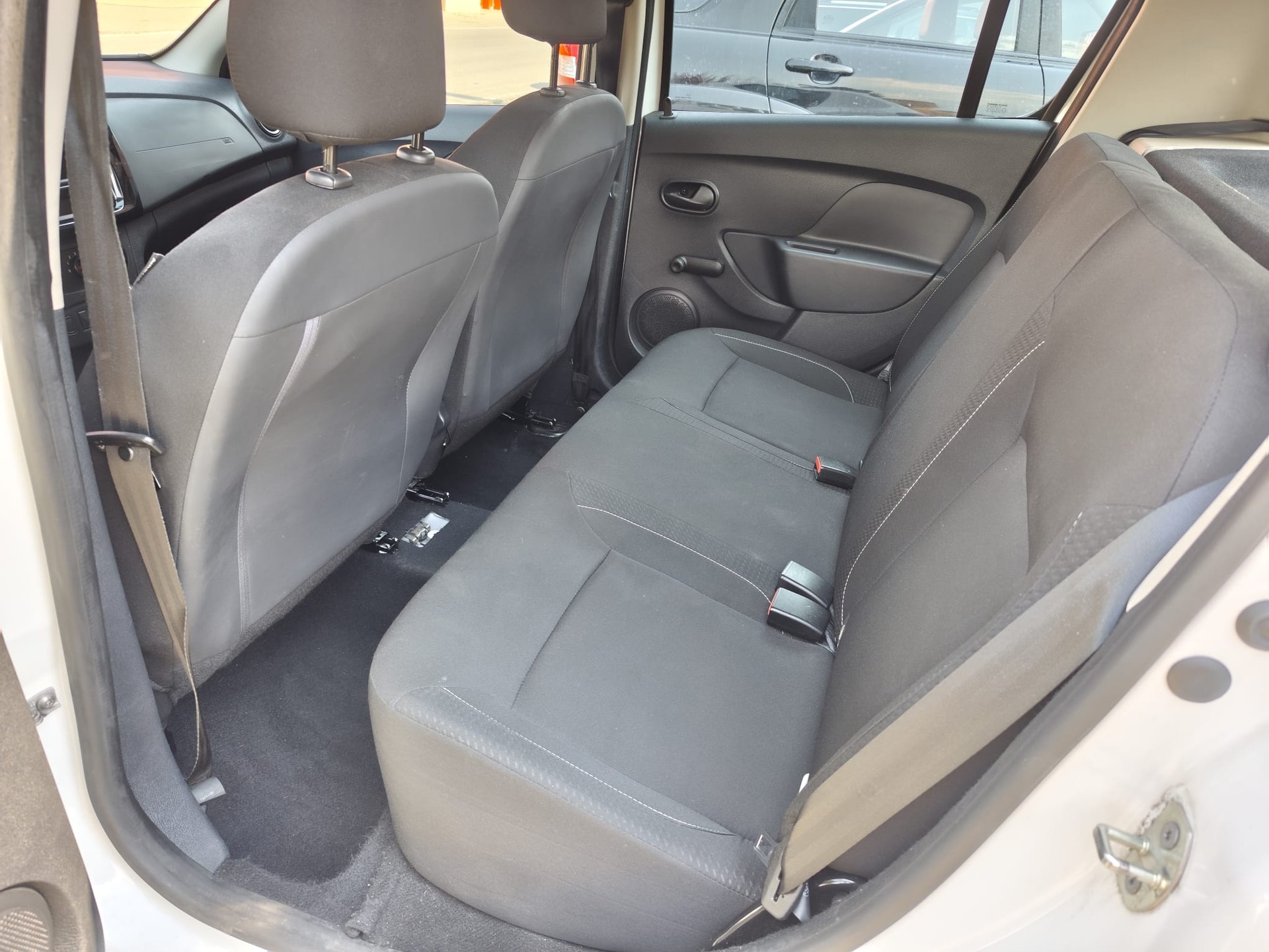 DACIA Sandero 1.0 Comfort-image-9