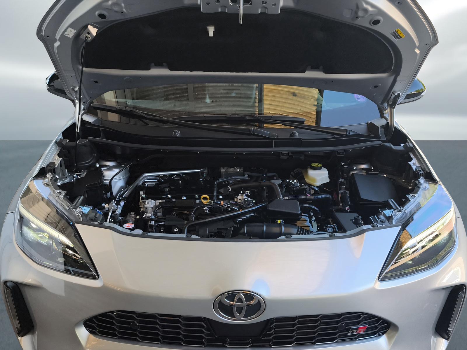 TOYOTA Yaris Cross 1.5 VVT-i HSD GR Sport-showroom-element-3
