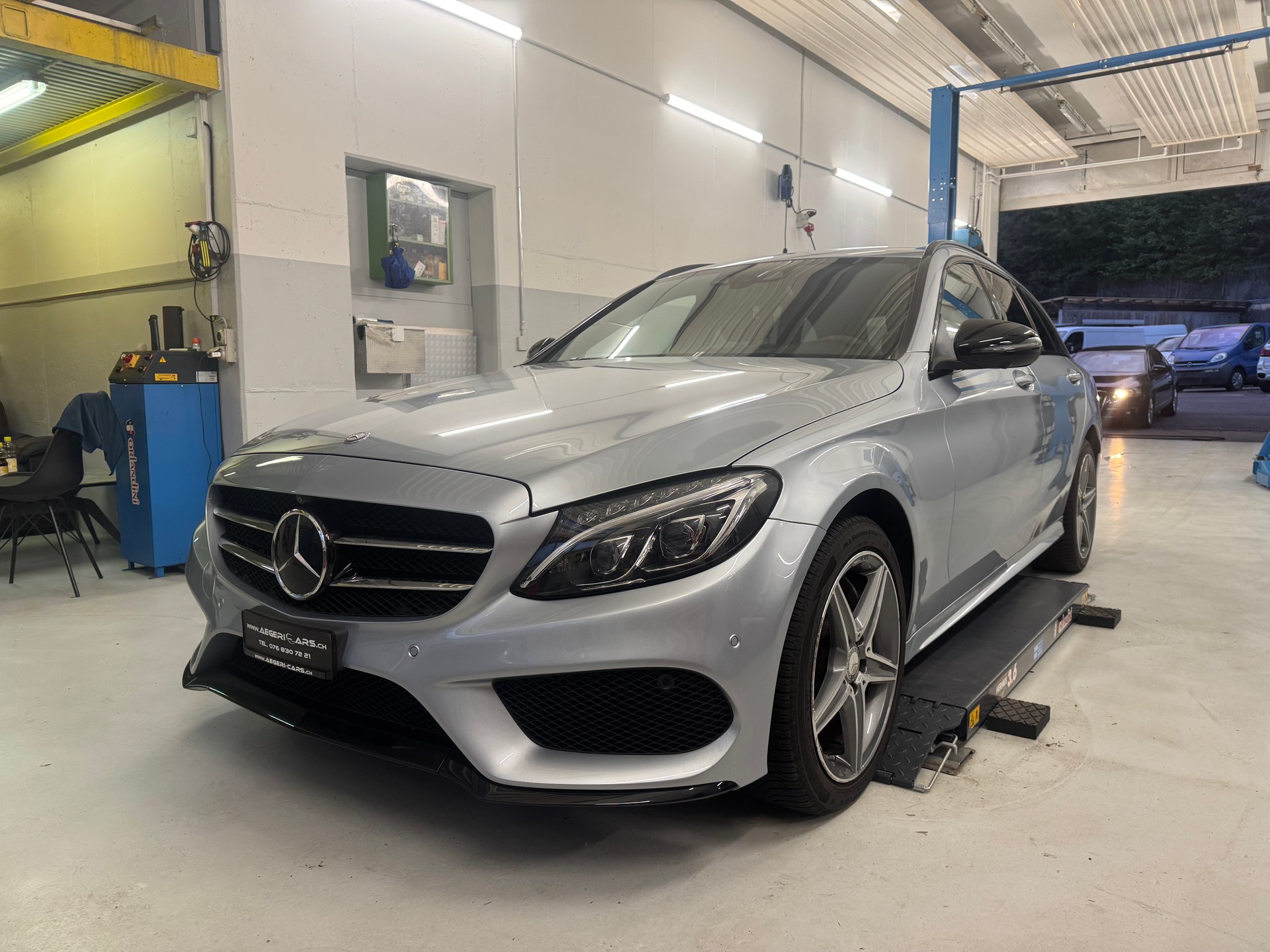 MERCEDES-BENZ C 250 d AMG Line 4Matic 9G-Tronic