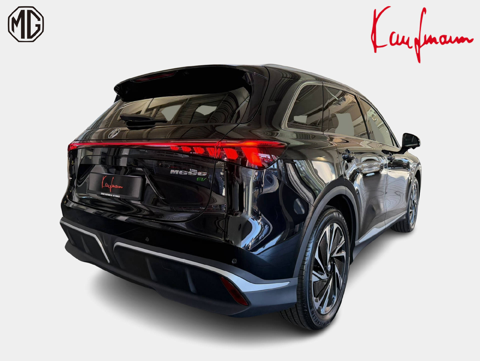 MG S6 EV 77 kWh Luxury 4WD-showroom-element-3