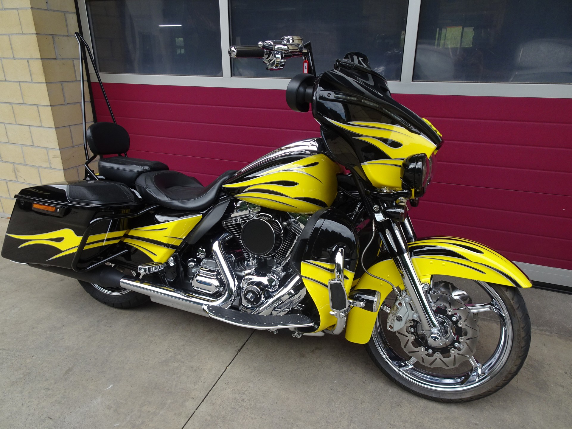 HARLEY-DAVIDSON FLHXSE Street Glide ABS CVO-image-2