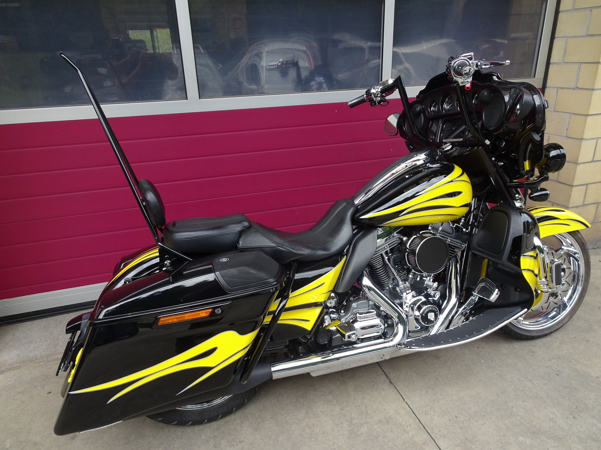 HARLEY-DAVIDSON FLHXSE Street Glide ABS CVO-image-3