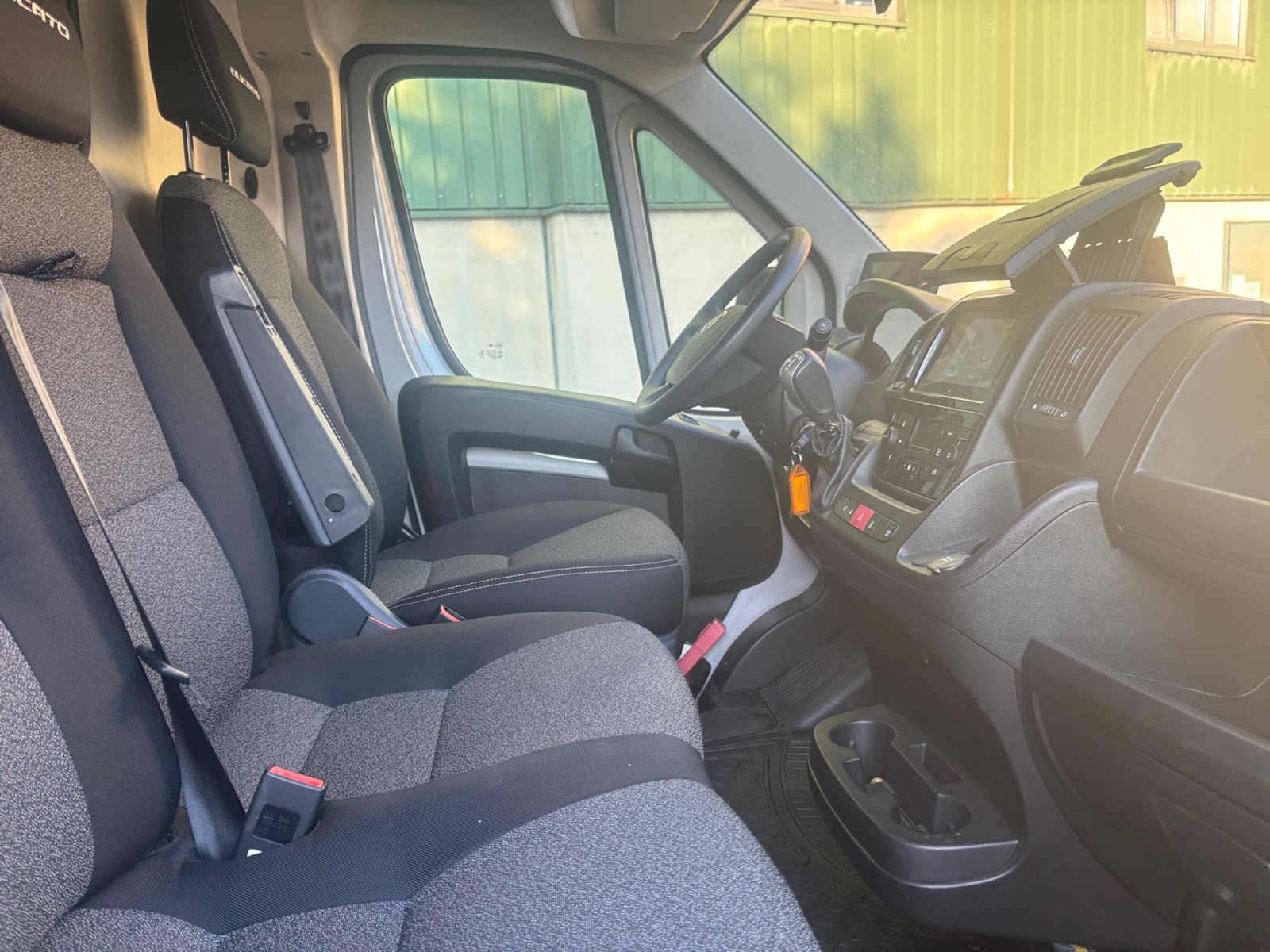 FIAT E-Ducato 35 47kWh L2H2 * Fahrzeugeinrichtung Gratis * 1000 kg Nutzlast * Top Preis *-image-13