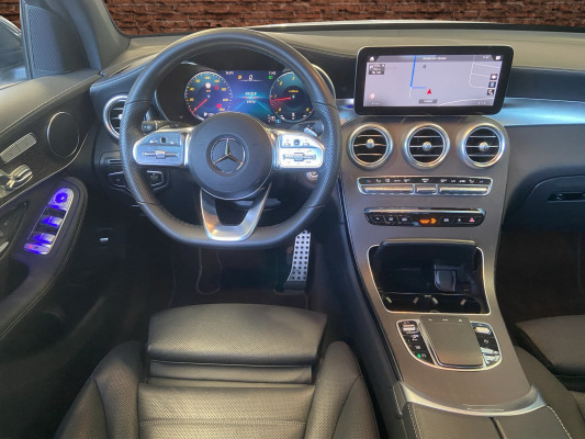 MERCEDES-BENZ GLC 220 d AMG Line 4Matic-image-10