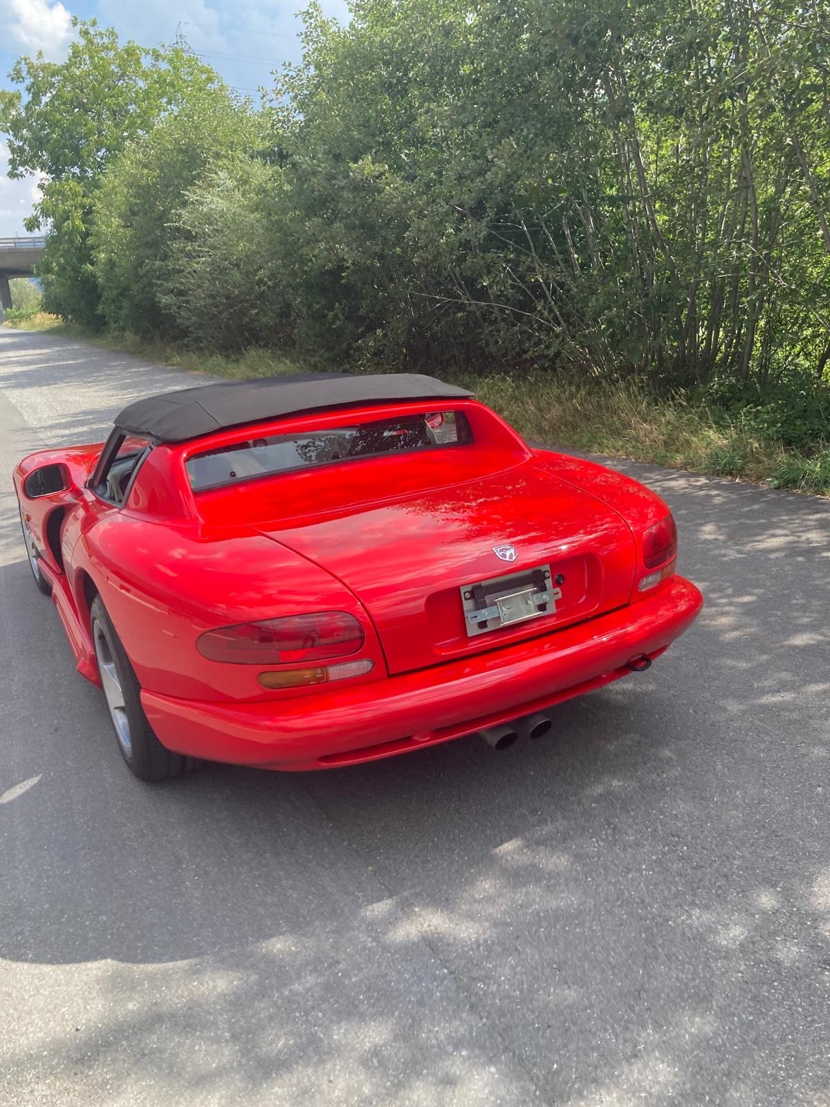 CHRYSLER RT/10-image-1
