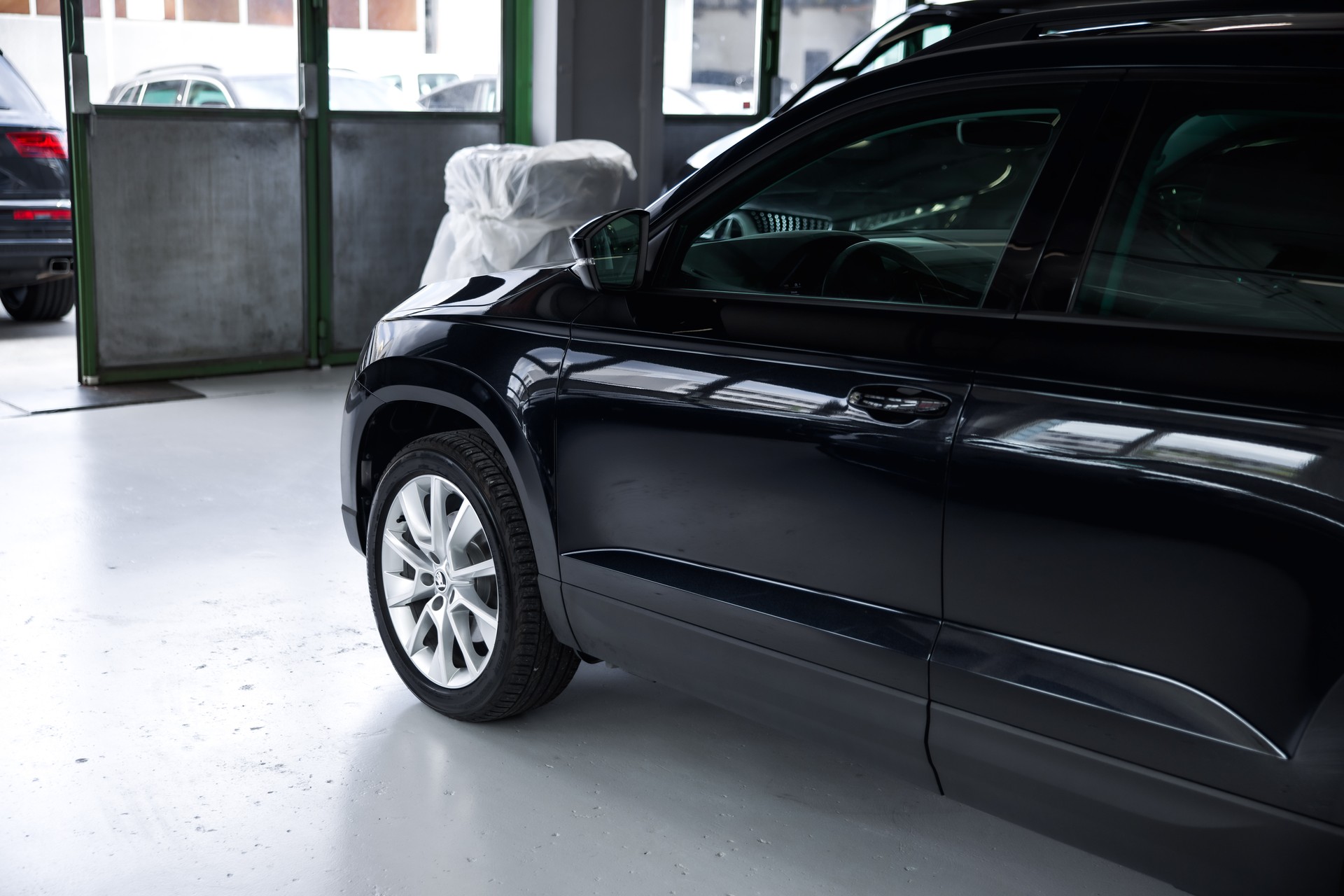 SKODA Karoq 1.0 TSI Ambition DSG-image-14