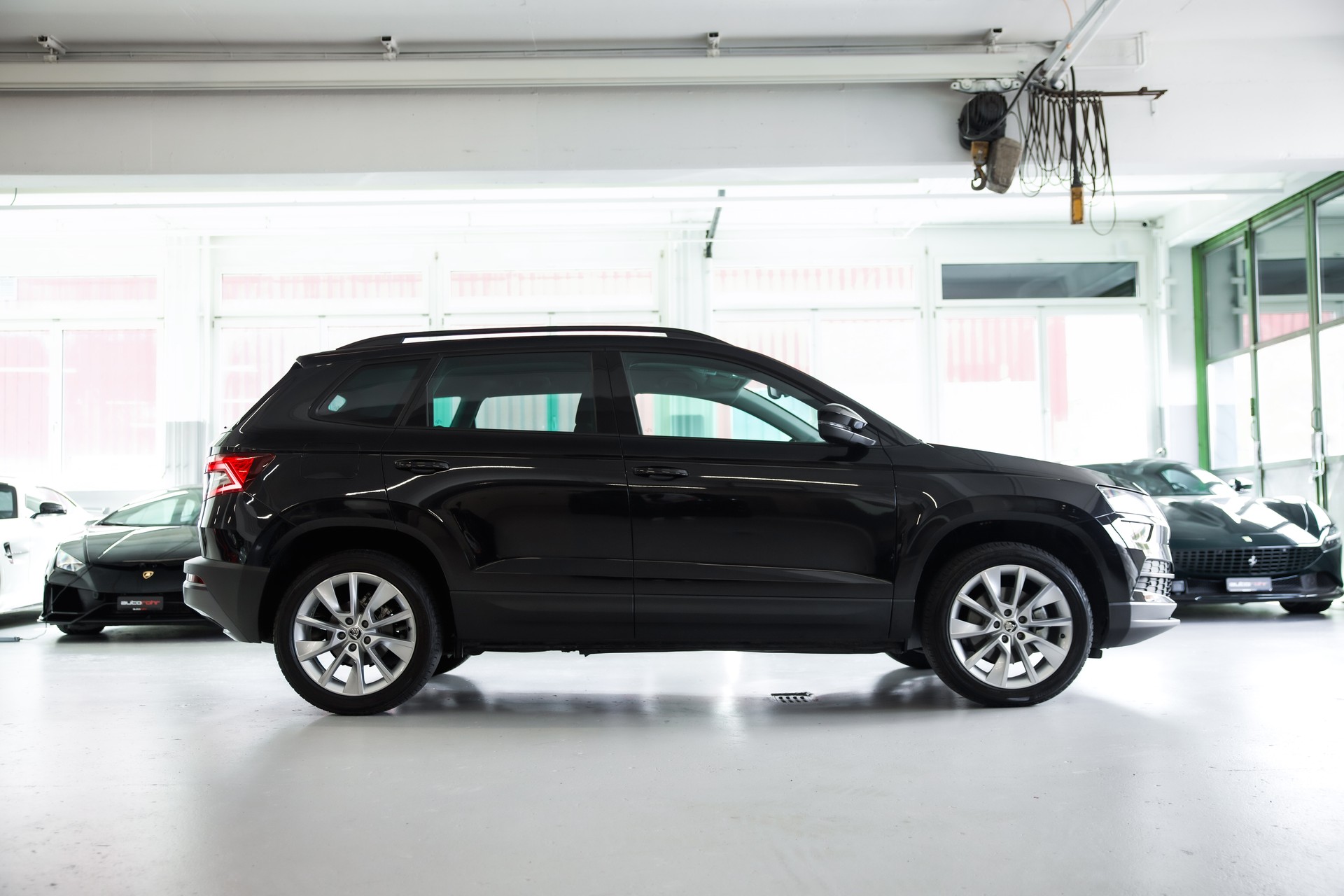SKODA Karoq 1.0 TSI Ambition DSG-showroom-element-3