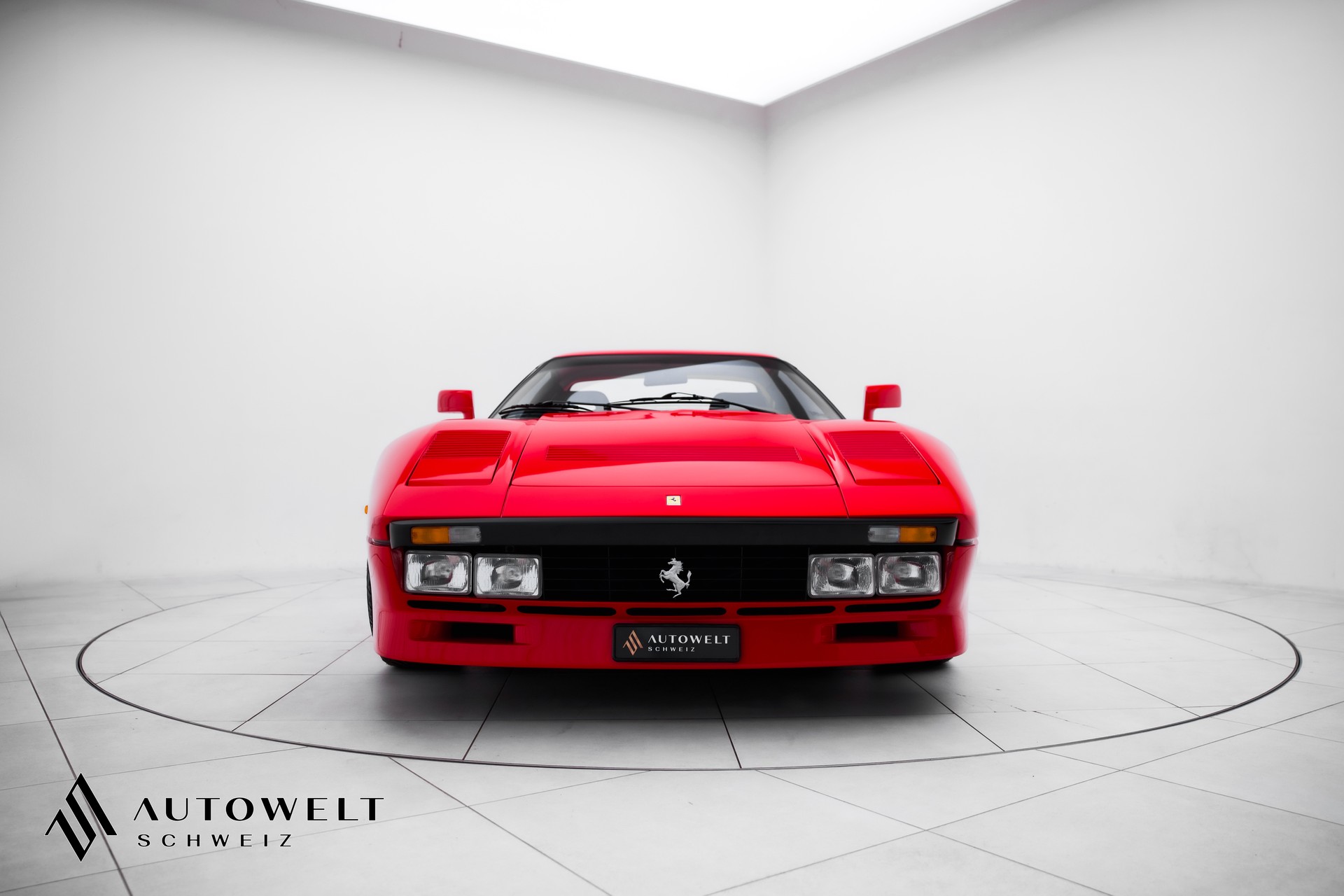 FERRARI 288 GTO-showroom-element-3