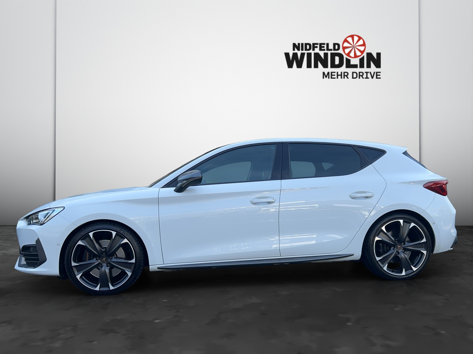 CUPRA LEON VZ 2.0 TSI DSG-showroom-element-2