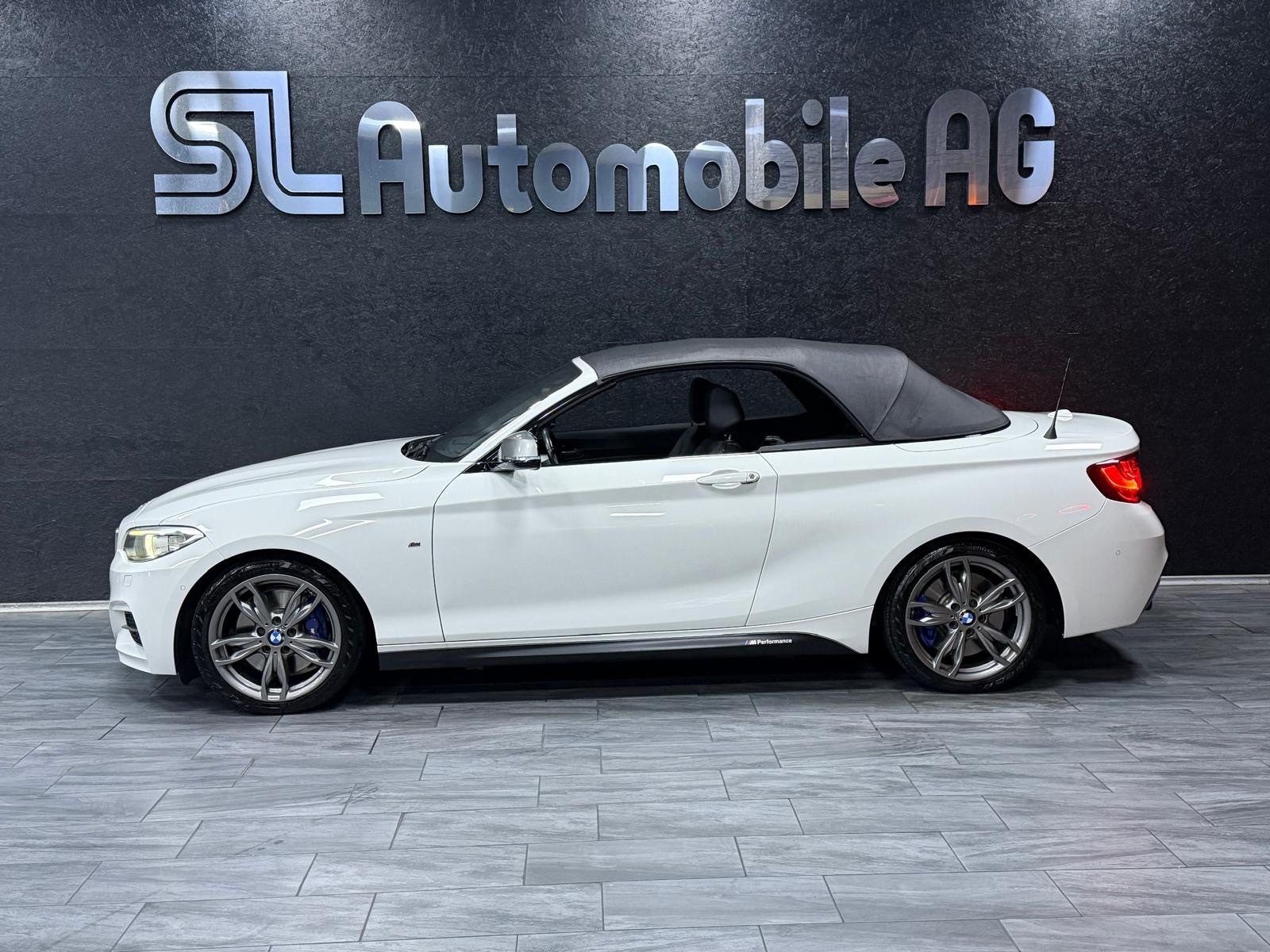 BMW M235i Steptronic / Leasing ab 399.--showroom-element-3