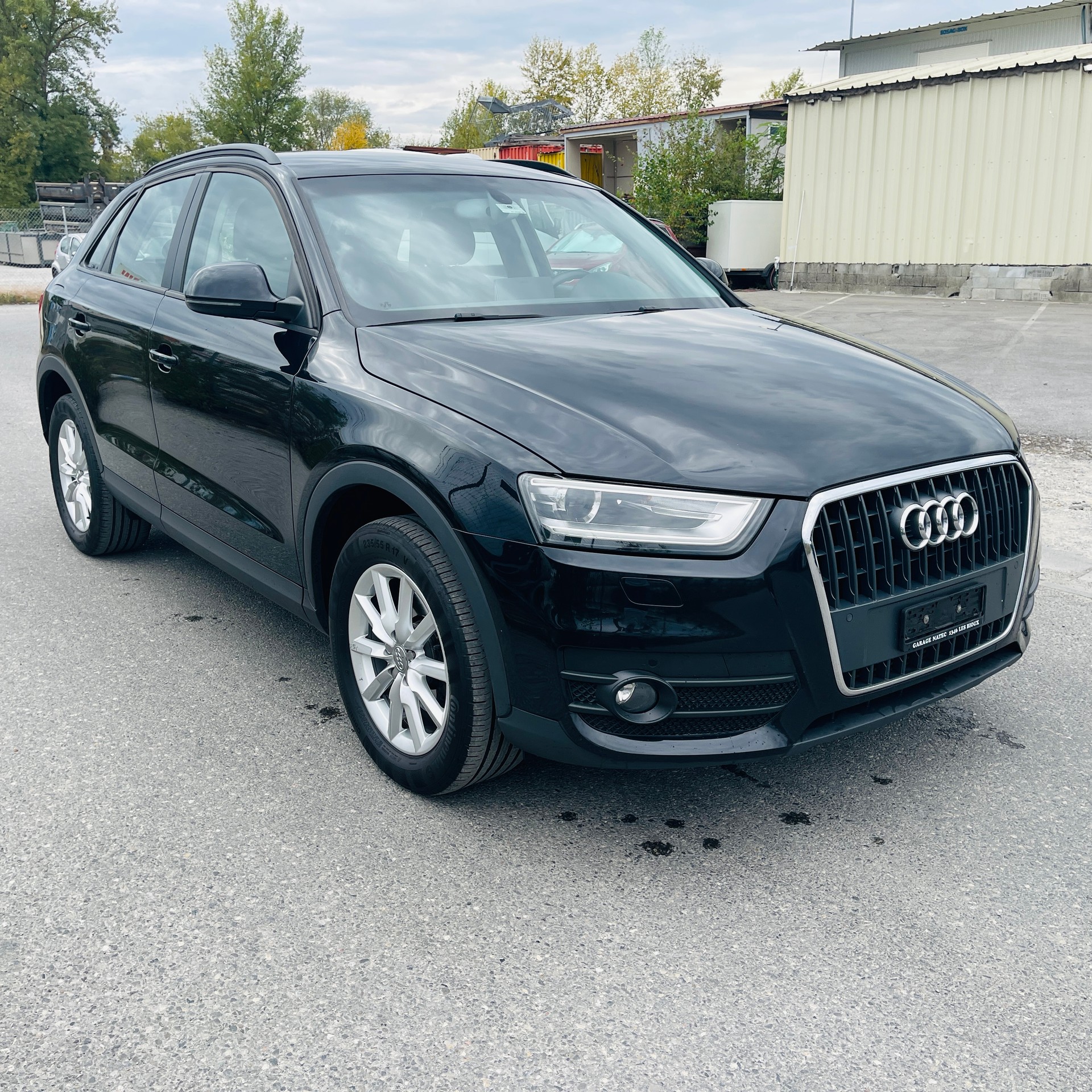 AUDI Q3 2.0 TDI-image-1