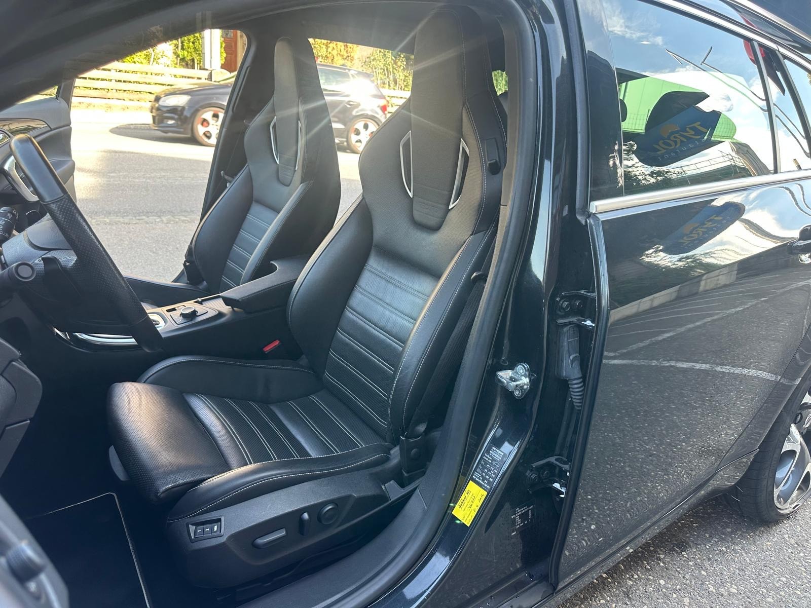 OPEL Insignia Sports Tourer 2.8 Turbo OPC 4WD Automatic-image-9