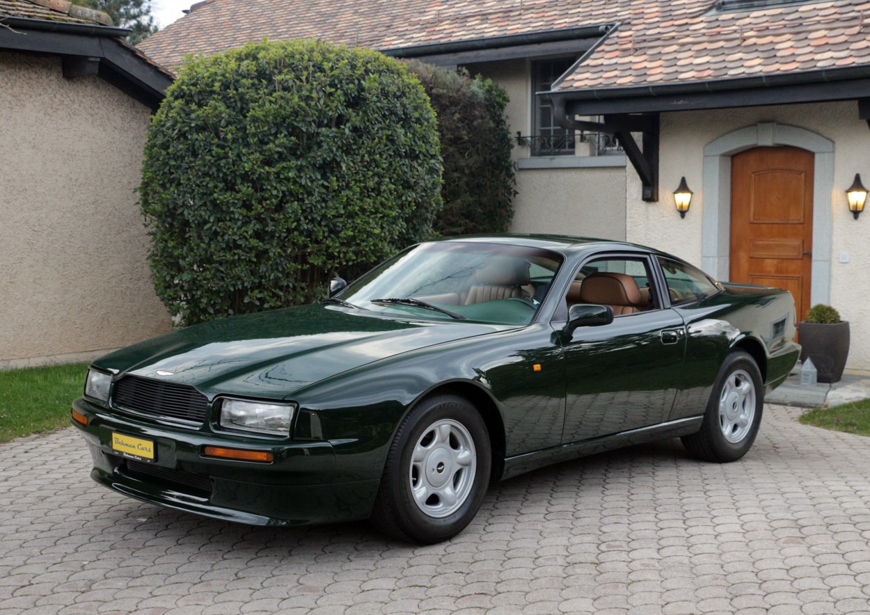 ASTON MARTIN Virage-image-4