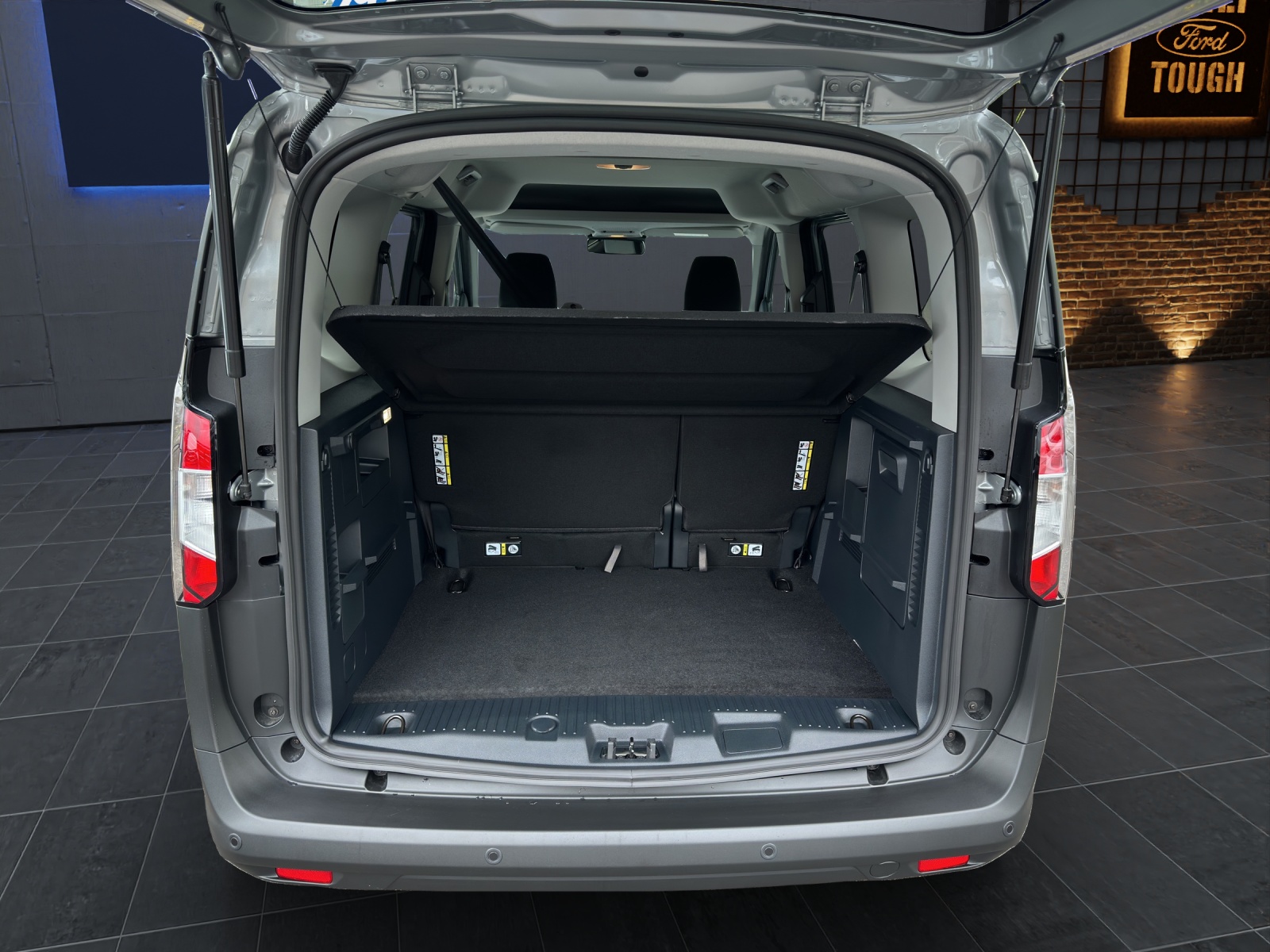 FORD TOURNEO COURIERier 1.0i EcoBoost 125 PS Titanium AUTOMAT-image-13