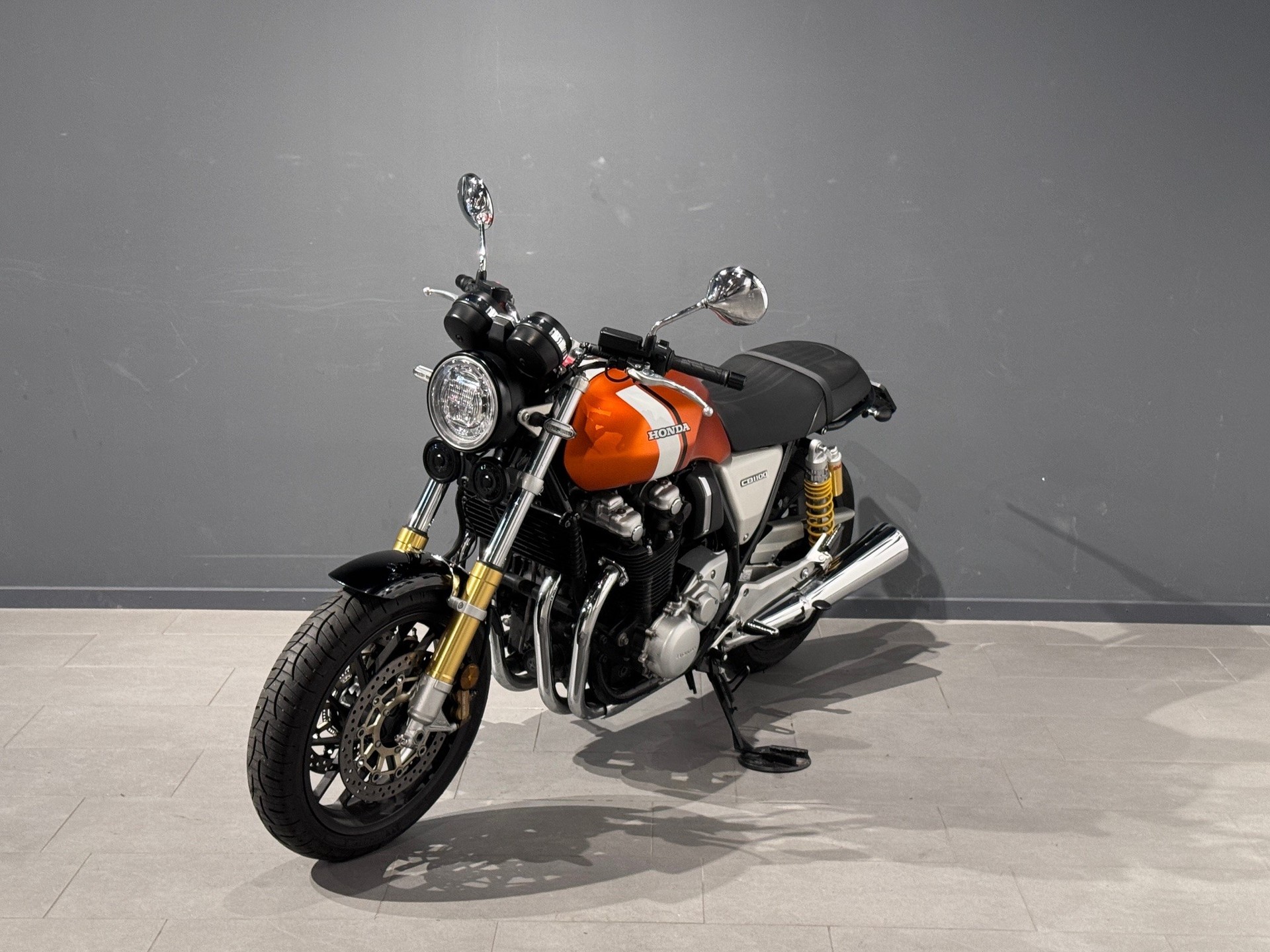 HONDA CB 1100 RS ABS-showroom-element-2