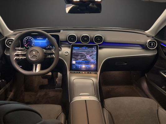 MERCEDES-BENZ C 300e 4Matic AMG Line-image-8