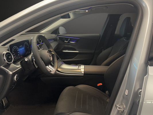 MERCEDES-BENZ C 300e 4Matic AMG Line-image-6