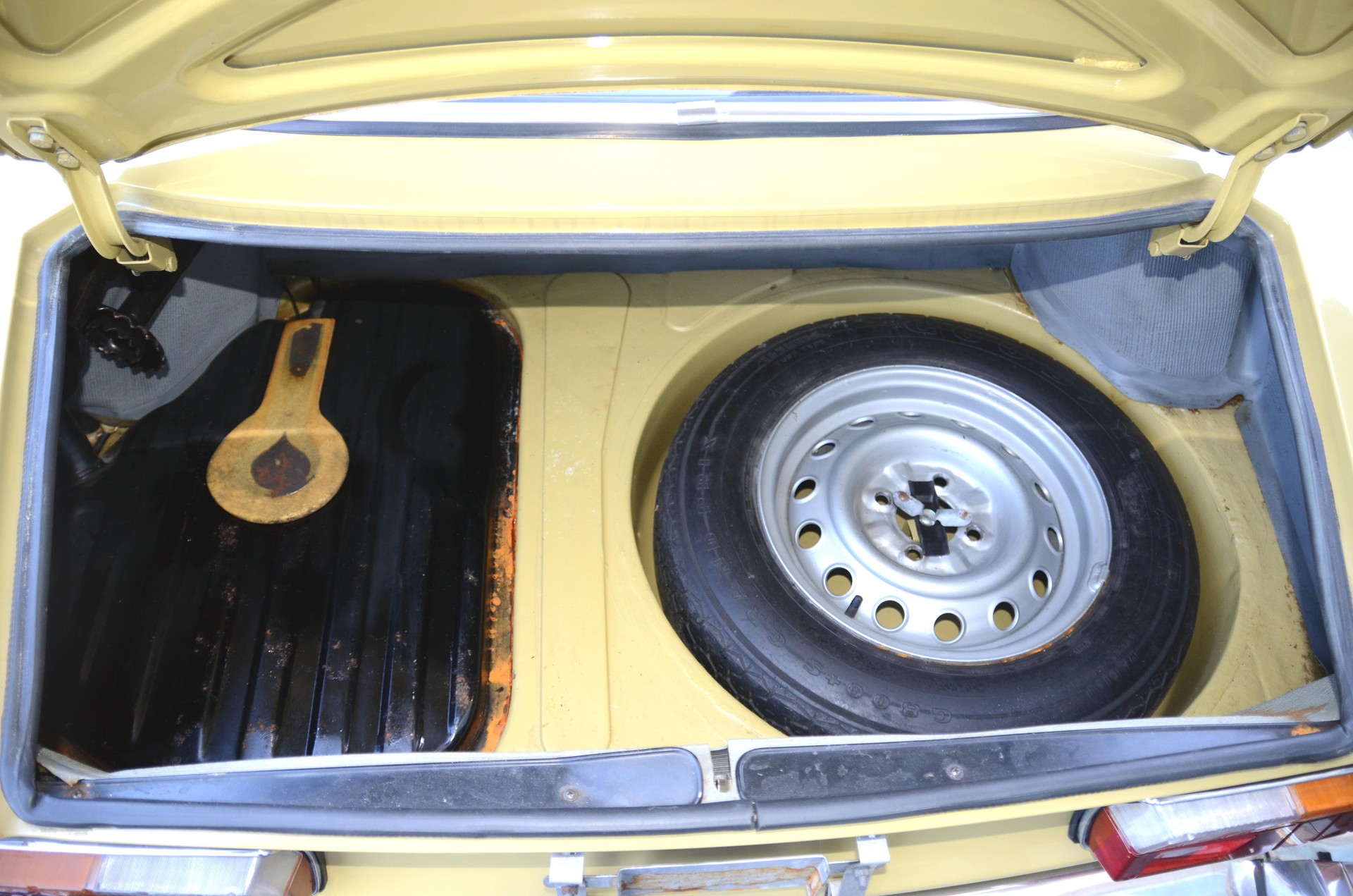 ALFA ROMEO 2000 GTV wird frisch Veteran geprüft *** CH-Fahrzeug *** aus 3. Hand *** seit 1988 bei mir *** ungeschweisst-image-7