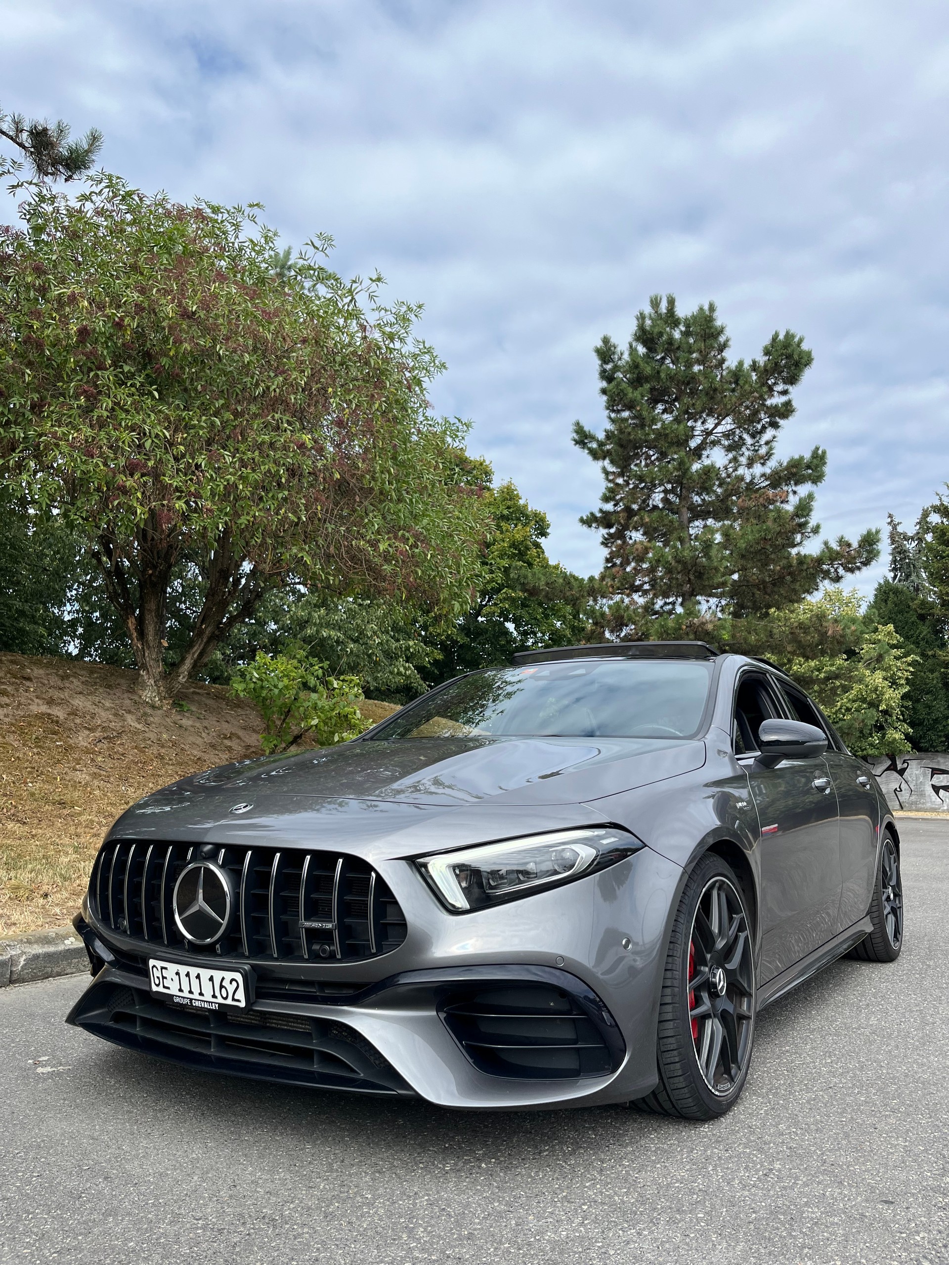 MERCEDES-BENZ A 45 S AMG 4Matic+ Speedshift-image-1