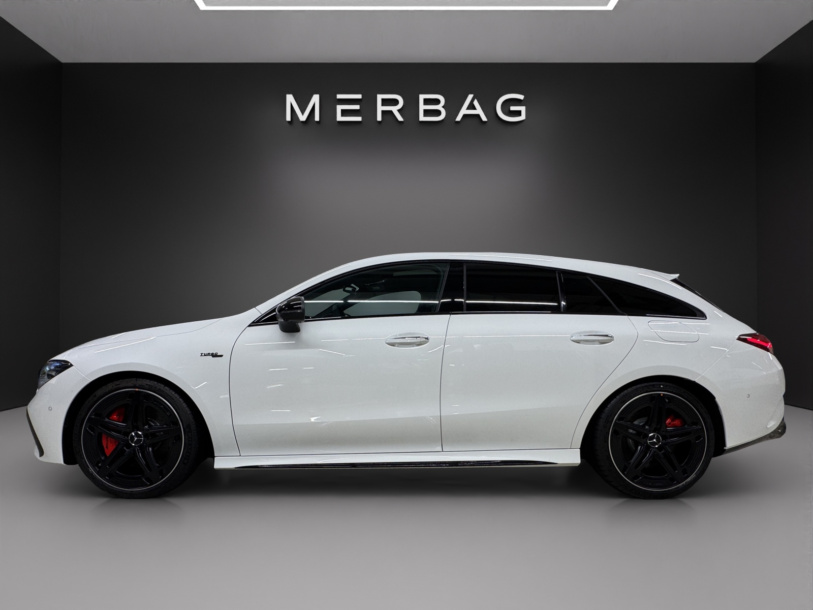 MERCEDES-BENZ CLA Shooting Brake 35 AMG 4Matic 8G-DCT-image-5