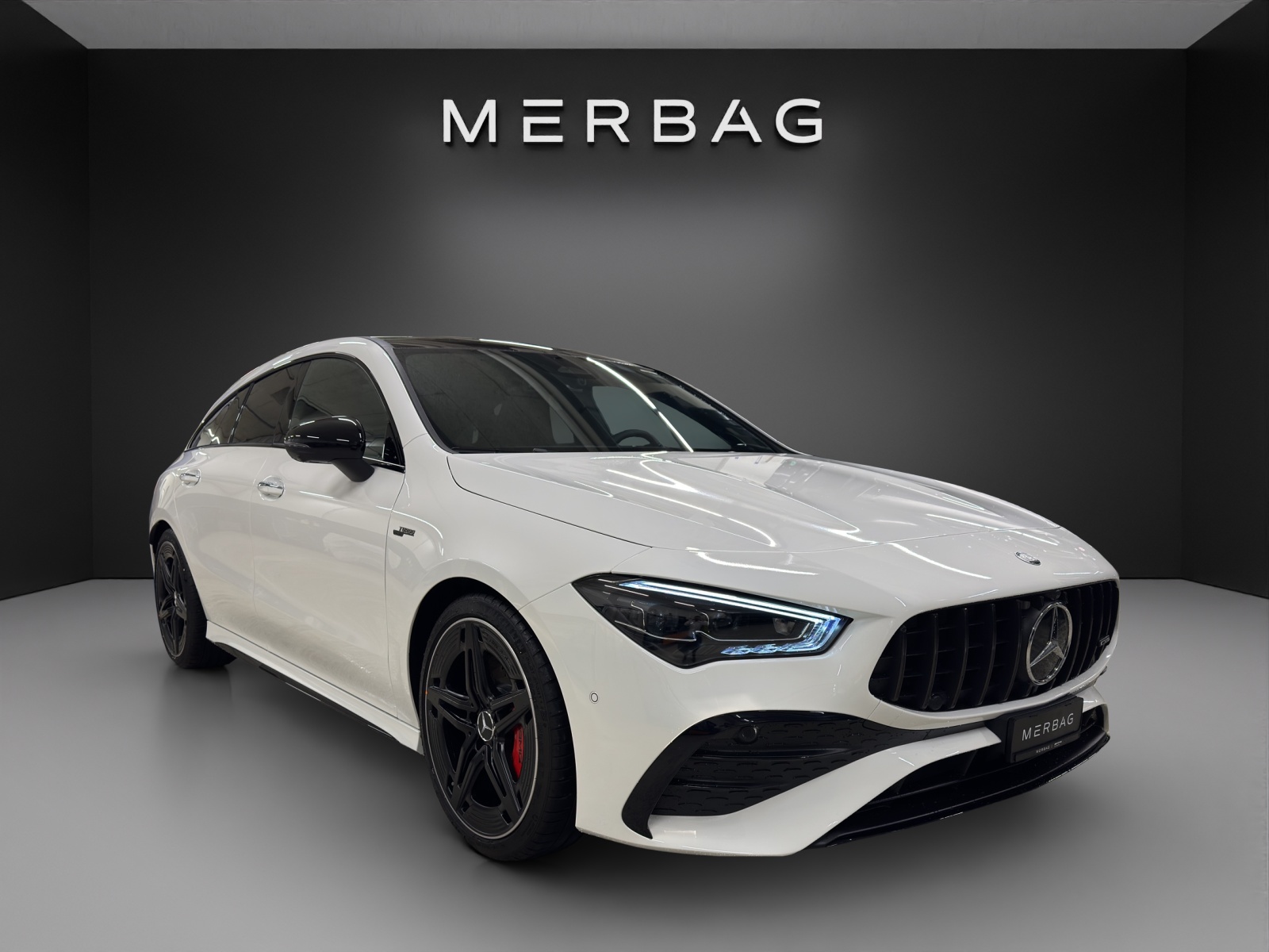 MERCEDES-BENZ CLA Shooting Brake 35 AMG 4Matic 8G-DCT