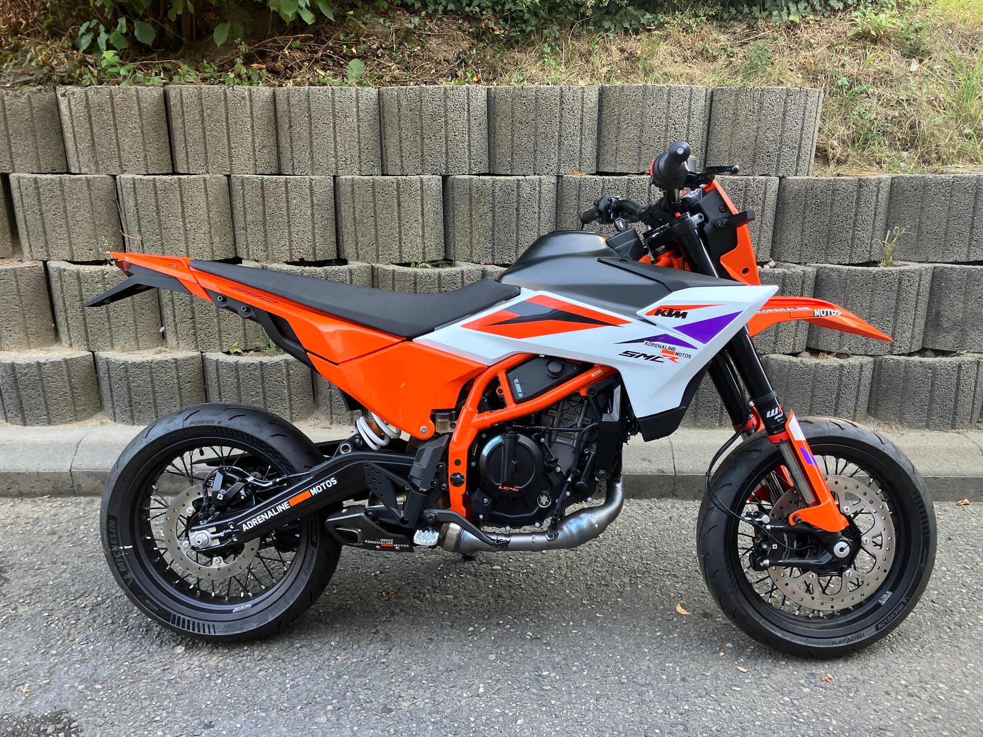 KTM 390 SMC R-image-1